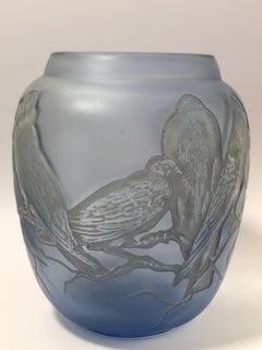 1924 René Lalique Pigeons Vase in Light Blue Glass with White Patina, Birds