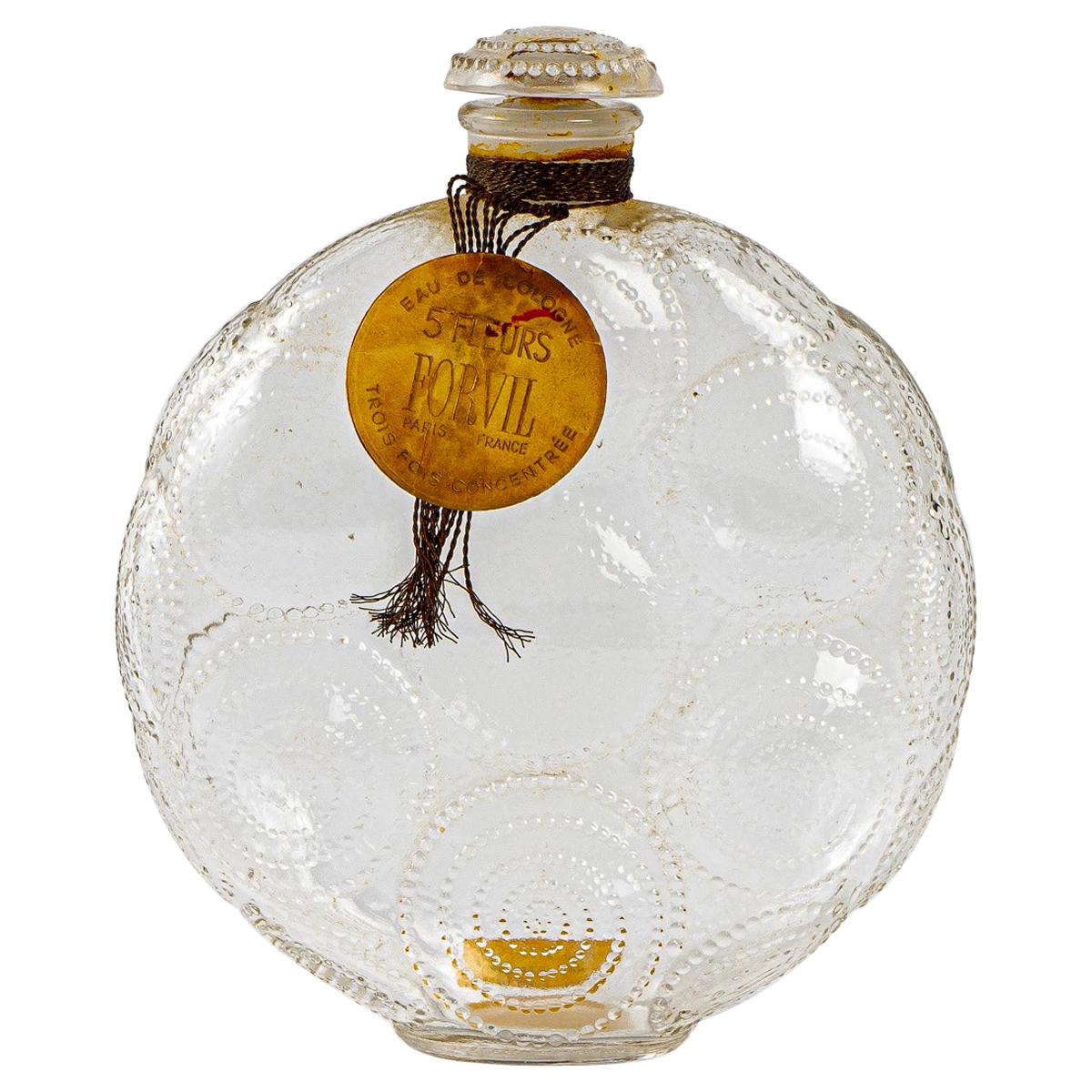 1924 Rene Lalique Relief Parfümflasche Forvil Milchglas mit Etikett im Angebot