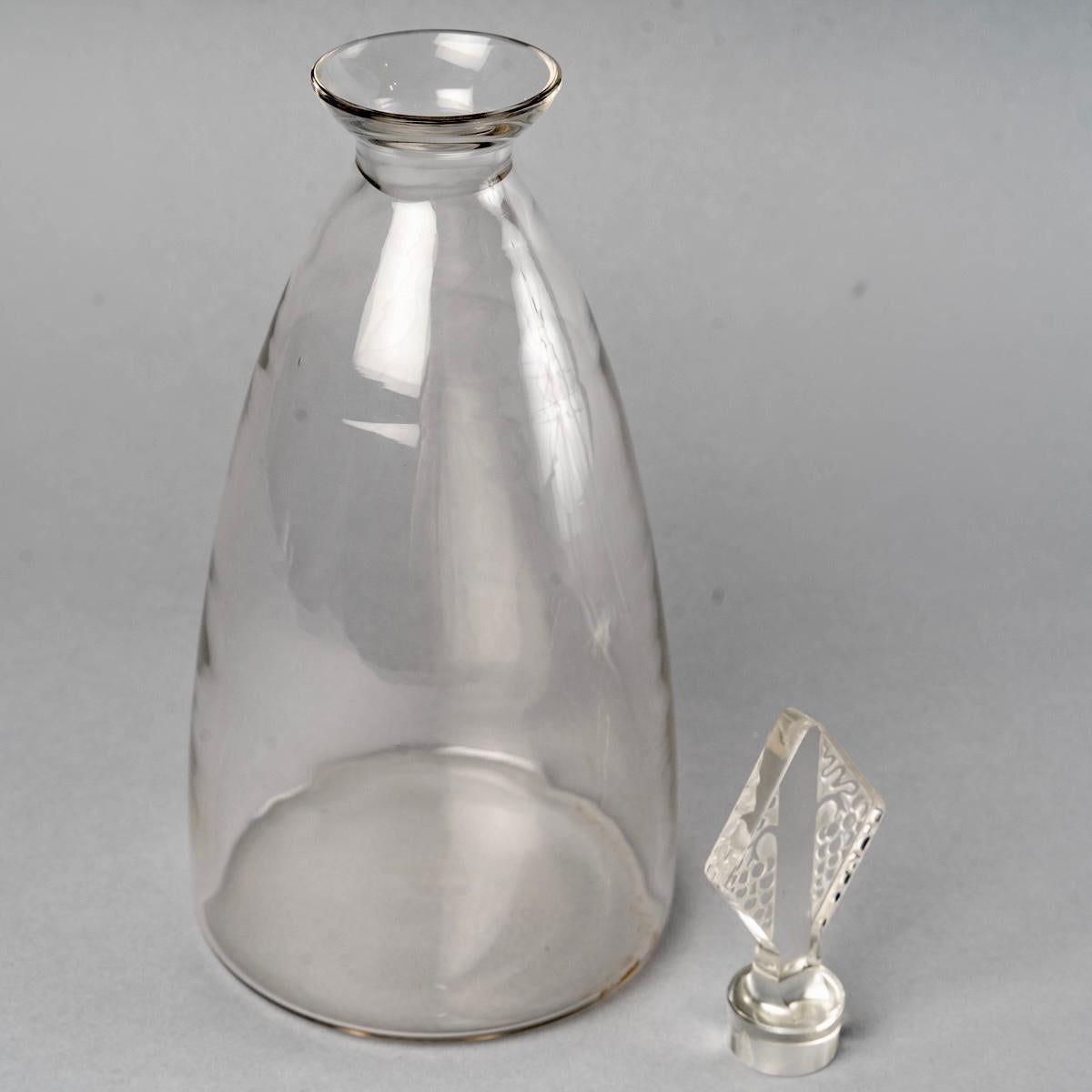 1924 René Lalique, Set of Tablewares Glasses Savergne Clear Glass, 34 Pieces For Sale 2