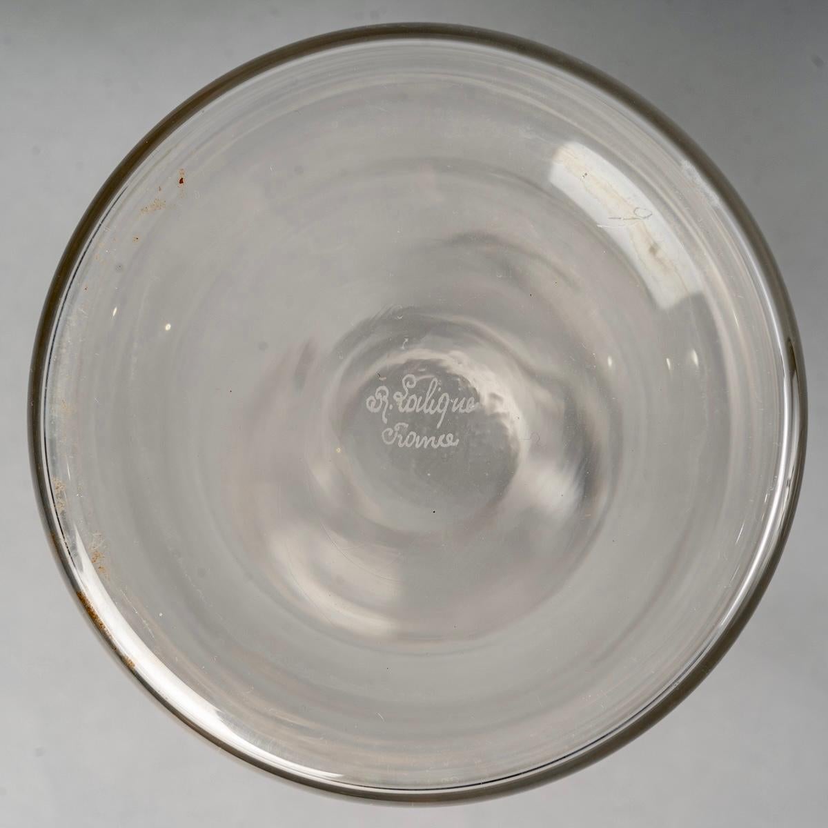 1924 René Lalique, Set of Tablewares Glasses Savergne Clear Glass, 34 Pieces For Sale 3