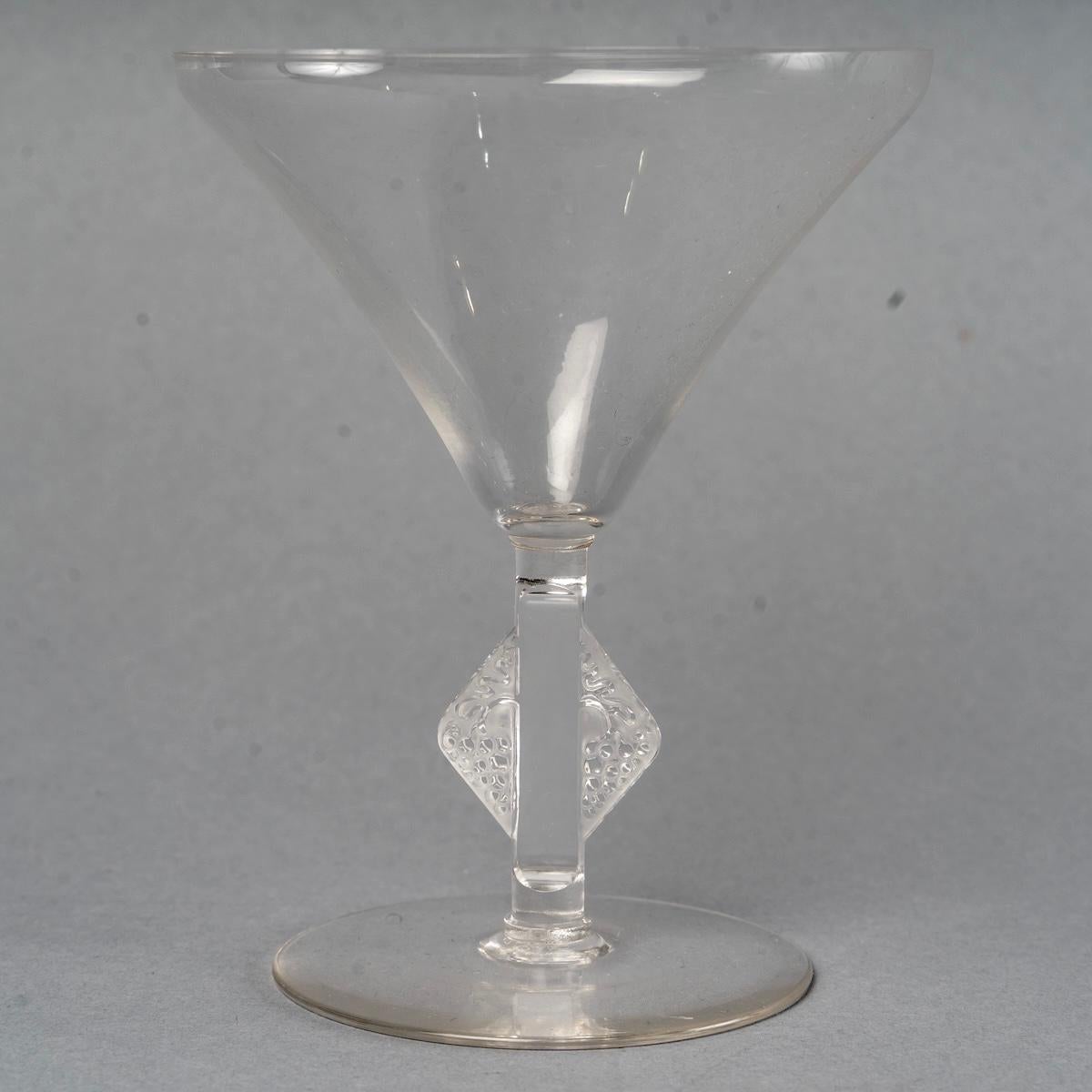 Art Deco 1924 René Lalique, Set of Tablewares Glasses Savergne Clear Glass, 34 Pieces For Sale