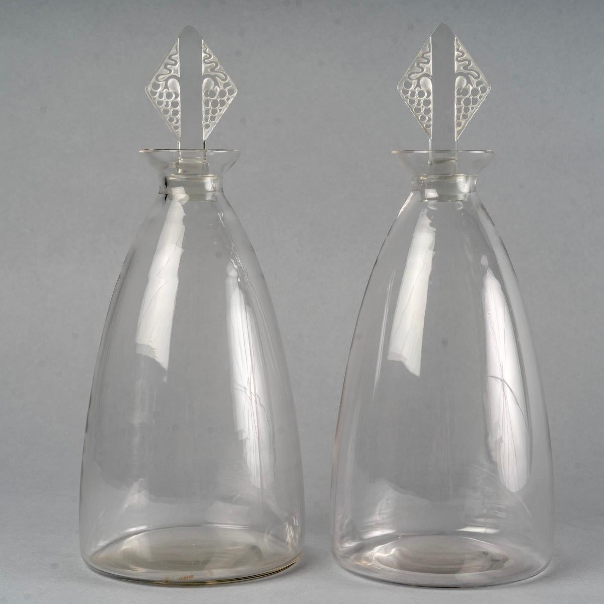 Art Glass 1924 René Lalique, Set of Tablewares Glasses Savergne Clear Glass, 34 Pieces For Sale