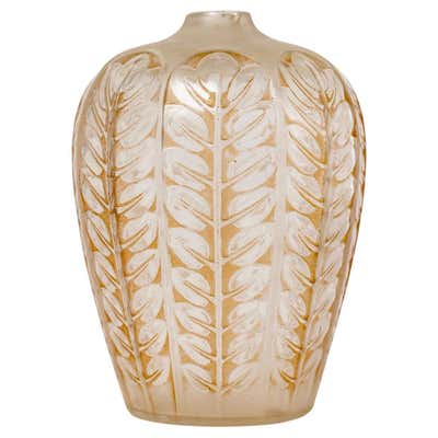 1938 René Lalique, Vase Quatre Panneaux Clear and Frosted Glass with ...