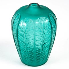 1924 René Lalique Tournai Vase Emerald Green Glass