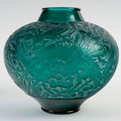 1924 René Lalique - Vase Aras Parrots Teal Green Glass White Patina