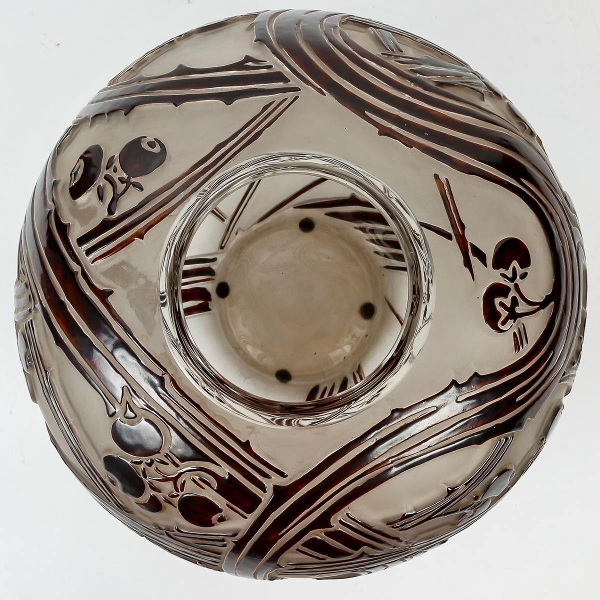 Molded 1924 Rene Lalique Vase Baies Frosted Glass with Brown Enamel For Sale