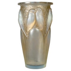 1924 René Lalique - Vase Ceylan Opalescent Glass With Sepia Patina