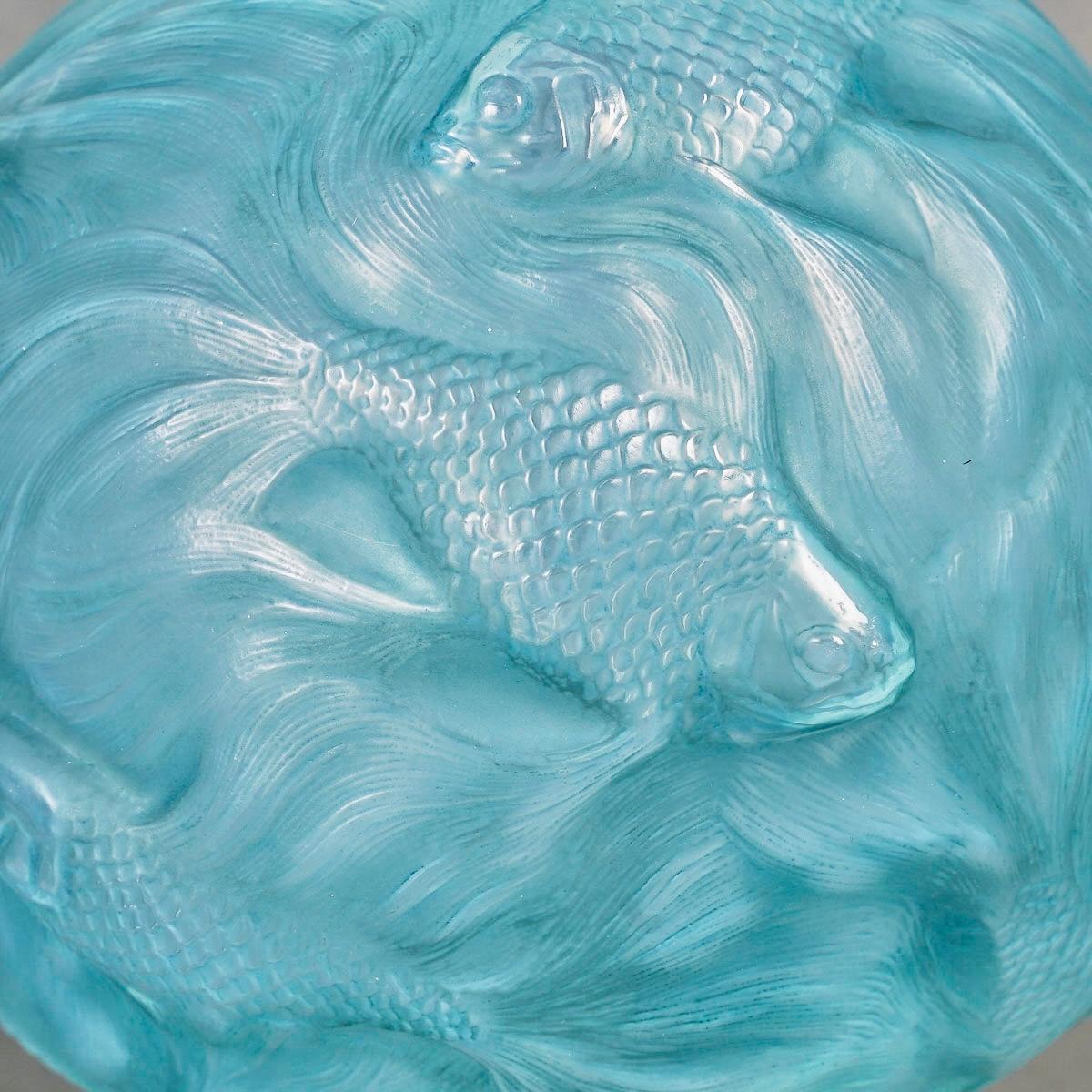 Art Deco 1924 Rene Lalique Vase Formose Cased Opalescent Glass with Turquoise Blue Patina