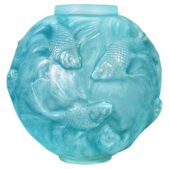 1924 René Lalique Jarrón Formose de vidrio opalescente con pátina azul turquesa