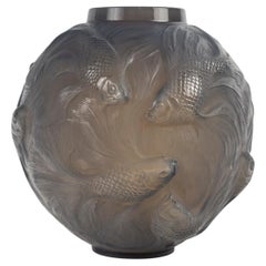 1924 Rene Lalique Vase Formose Fishes Agate Glass Cased Grey Opalescent Glass