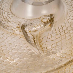 1924 René Lalique, Vase Serpent Snake Milchglas mit Sepia Patina
