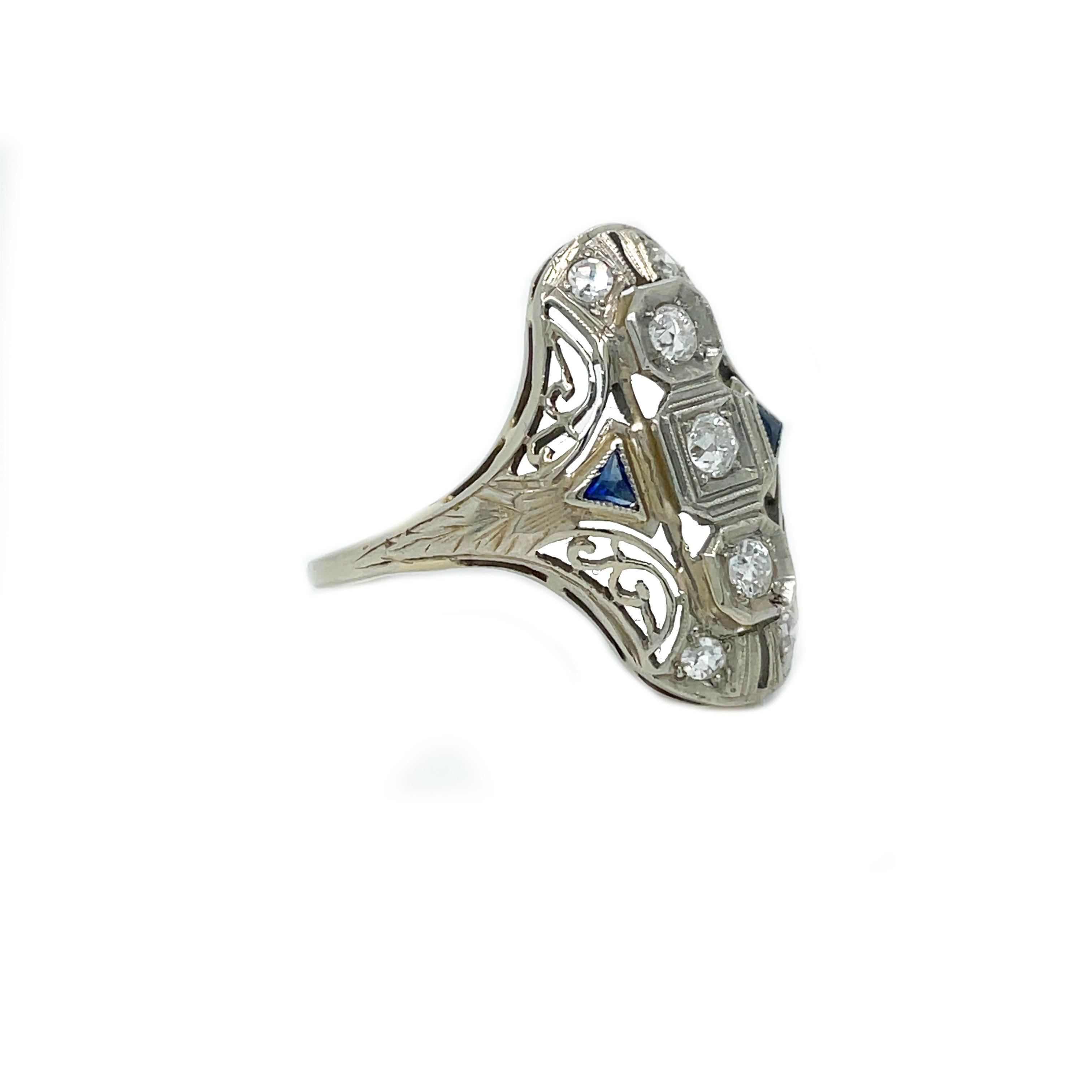 1925 Art Deco 14K Filigree Diamond and Sapphire Ring In Excellent Condition For Sale In Lexington, KY