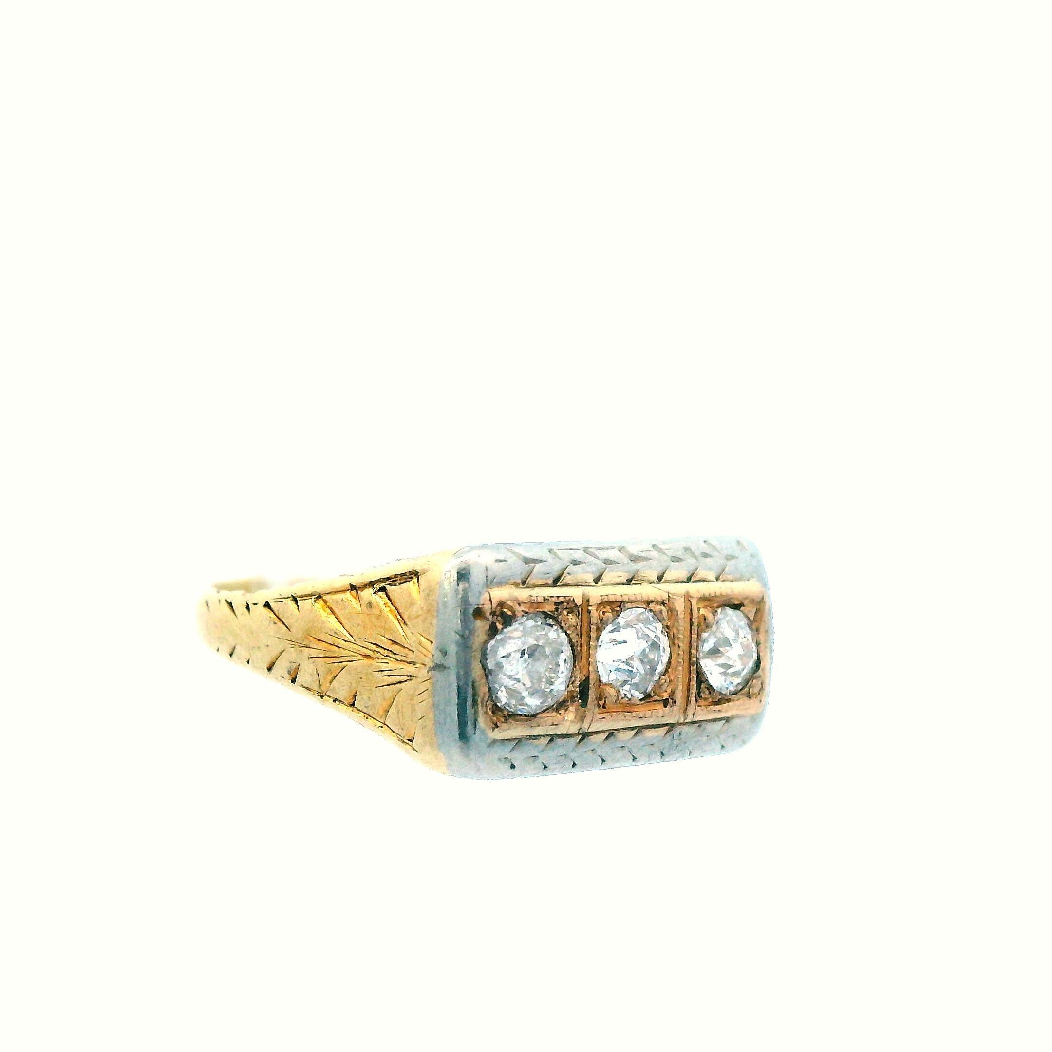 1925 Art Deco 14k Yellow and White Gold Two Tone Diamond 3 Stone Ring In Good Condition For Sale In Lexington, KY