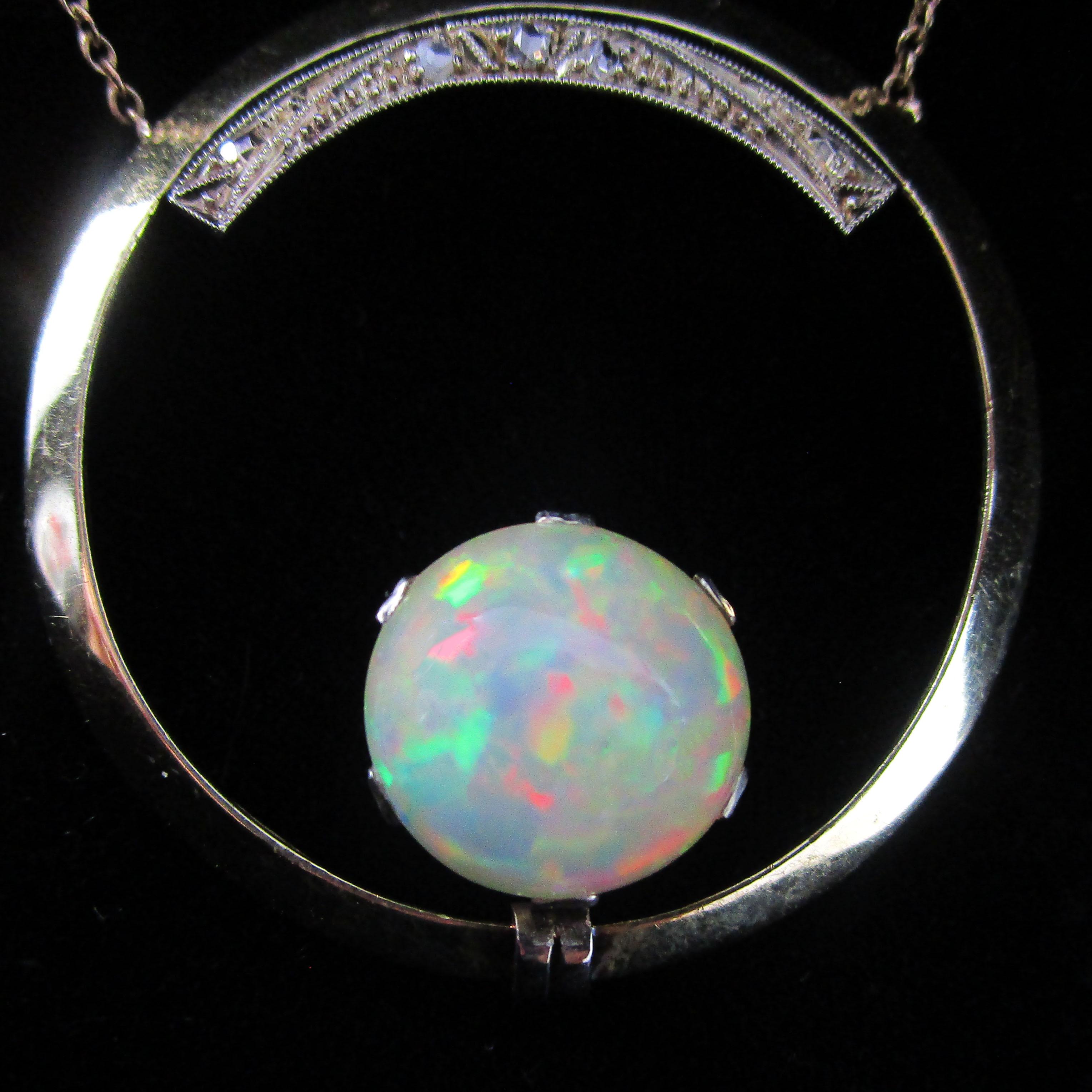 1925 Art Deco 14k Yellow Gold Diamond and Opal Circle Necklace For Sale 4
