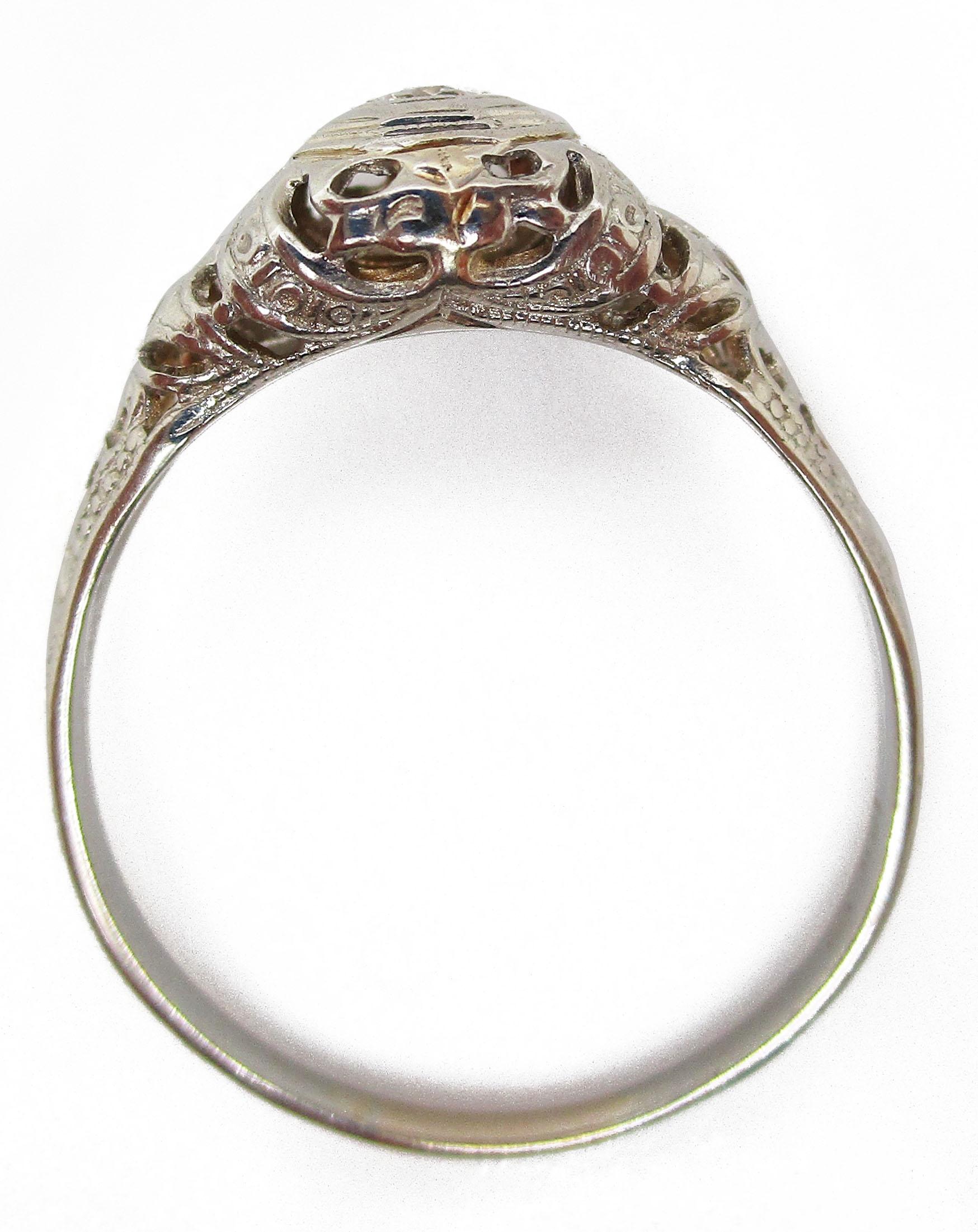 1925 Art Deco 18 Karat White Gold Euro Cut Diamond Filigree Engagement Ring For Sale 2