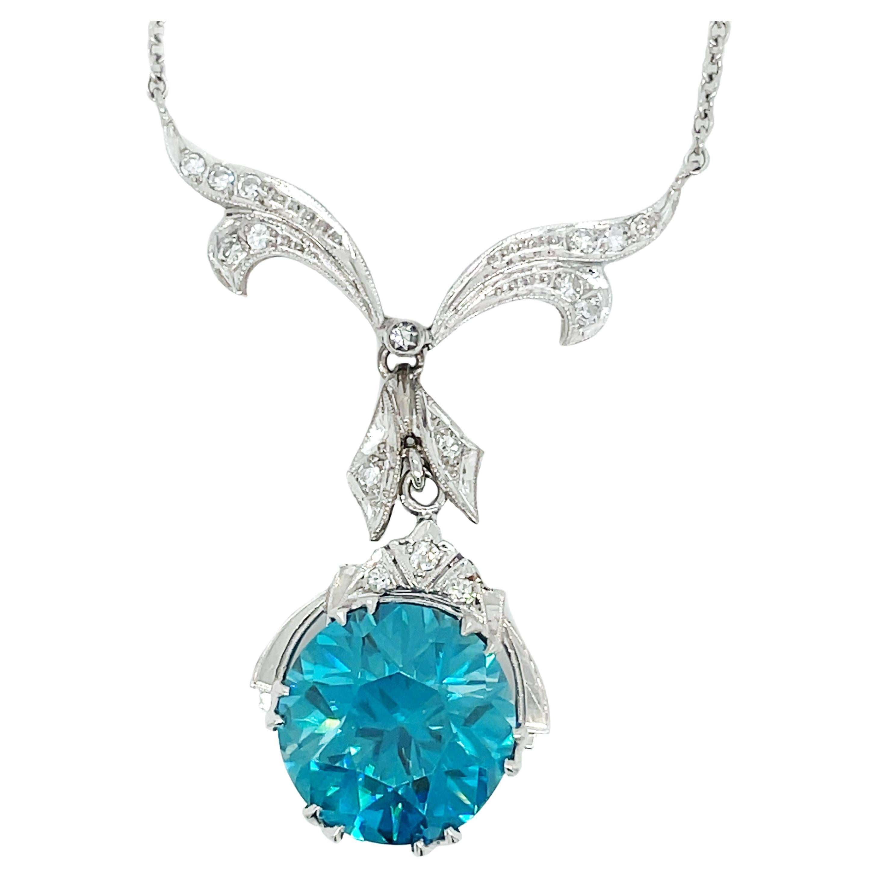 1925 Art Deco Blue Zircon and Diamond Platinum Necklace For Sale