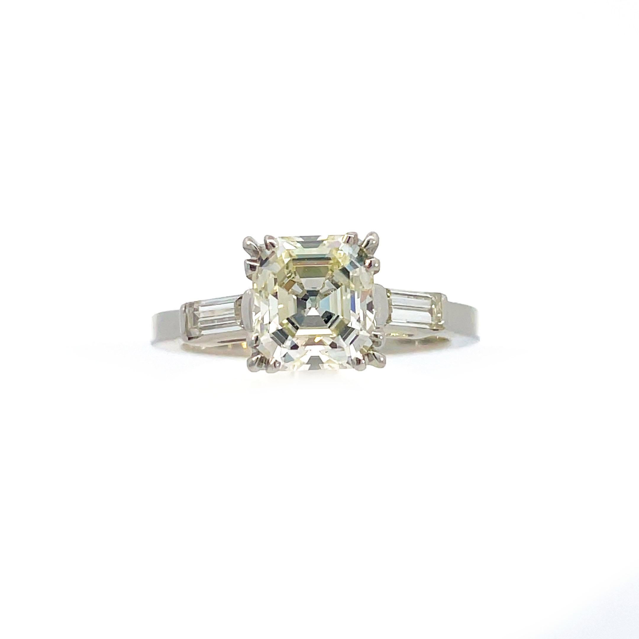 1925 Art Deco Platinum Asscher and Baguette Diamond Ring with GIA Report For Sale 2
