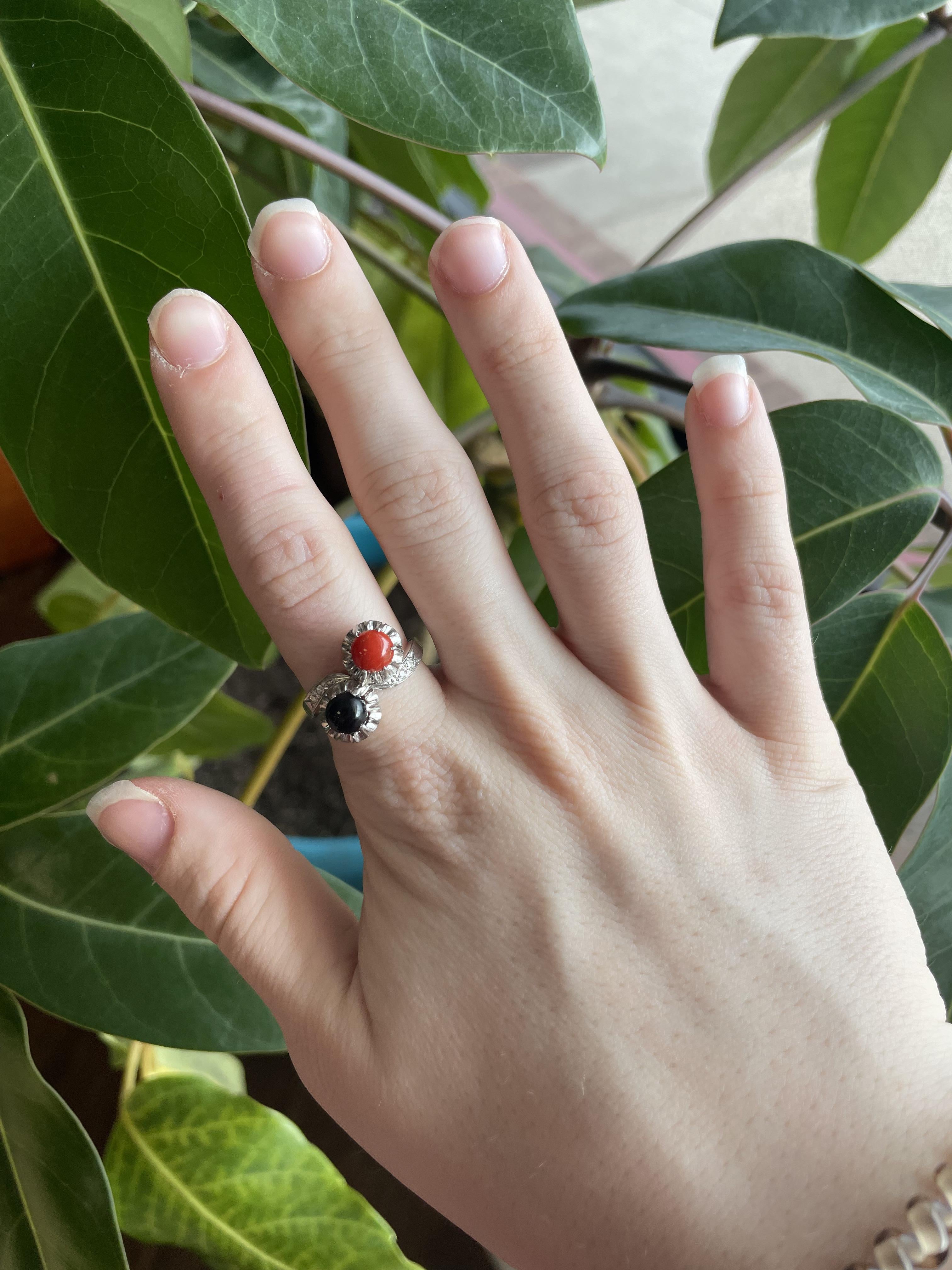 1925 Art Deco Platinum Red Coral & Black Jade Diamond Ring, Love and Pain For Sale 3