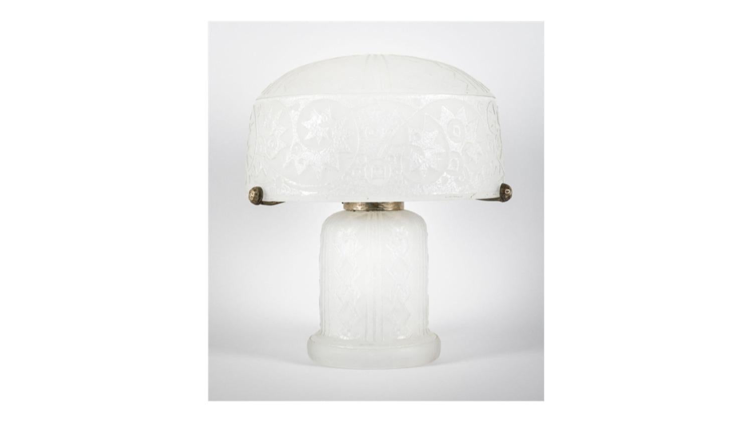 20th Century 1925, DAUM Nancy France Mushroom lamp For Sale
