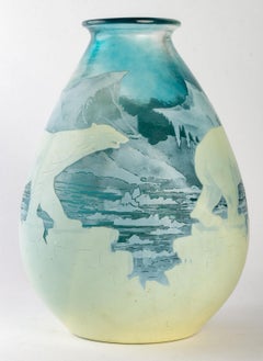 1925 Emile Gallé Vase Ours Polaires Cameo Overlaid Glass Acid-Etched Polar Bears