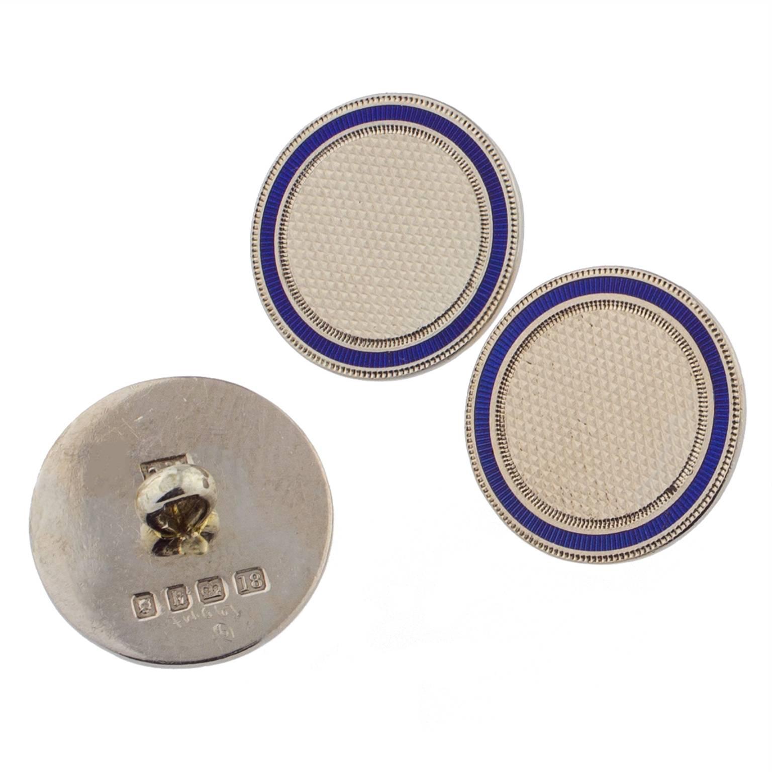 English set of Art Deco buttons in white gold and blue enamel, from London 1925, signed by FC.
Big diameter: 15mm (0.59 in)
Small diamater: 7mm (0.28 in)
