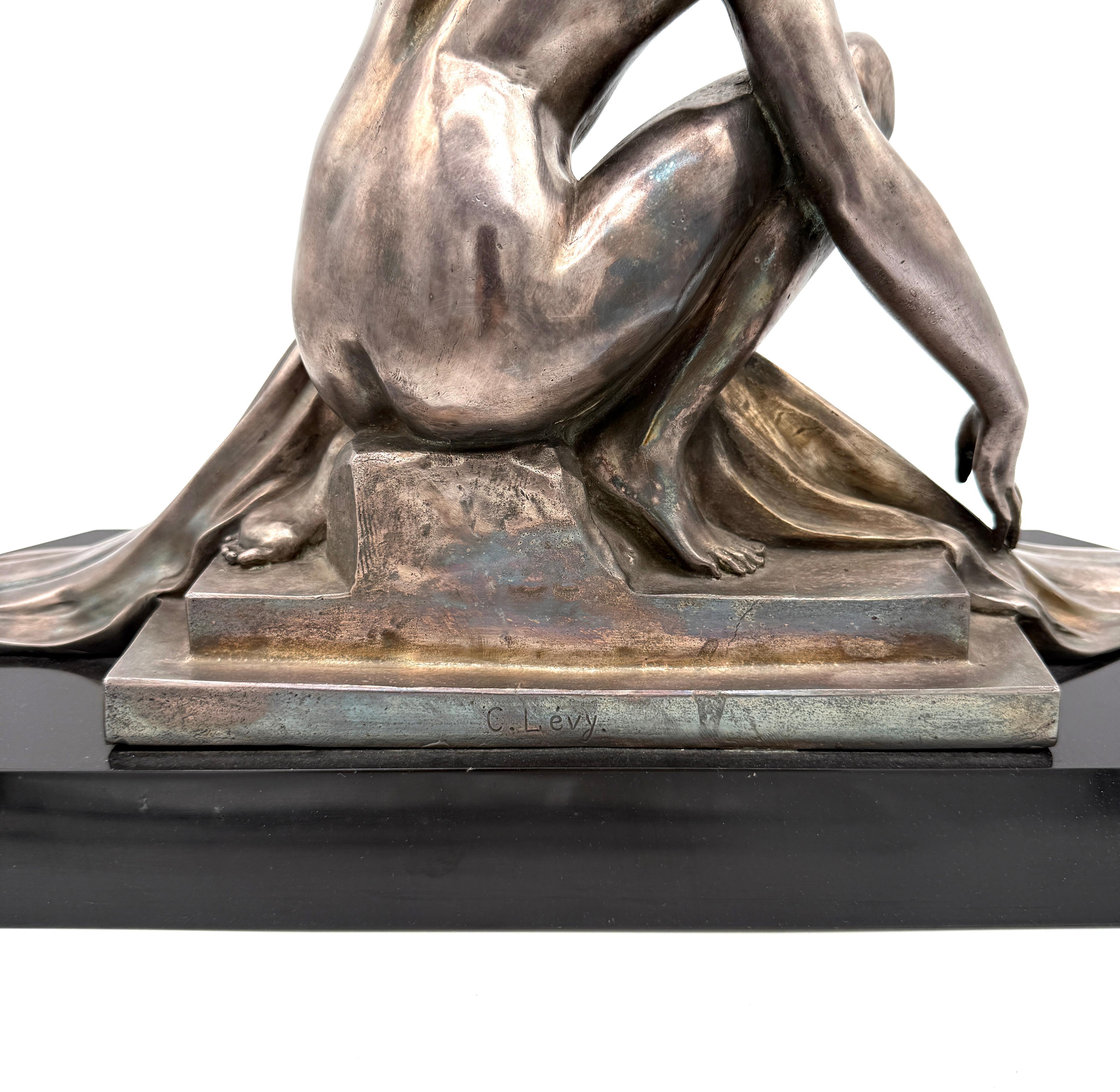 Art Déco 1925 Scultura di donna nuda in bronzo Art Deco francese di Clarisse Lévy-Kinsbourg in vendita