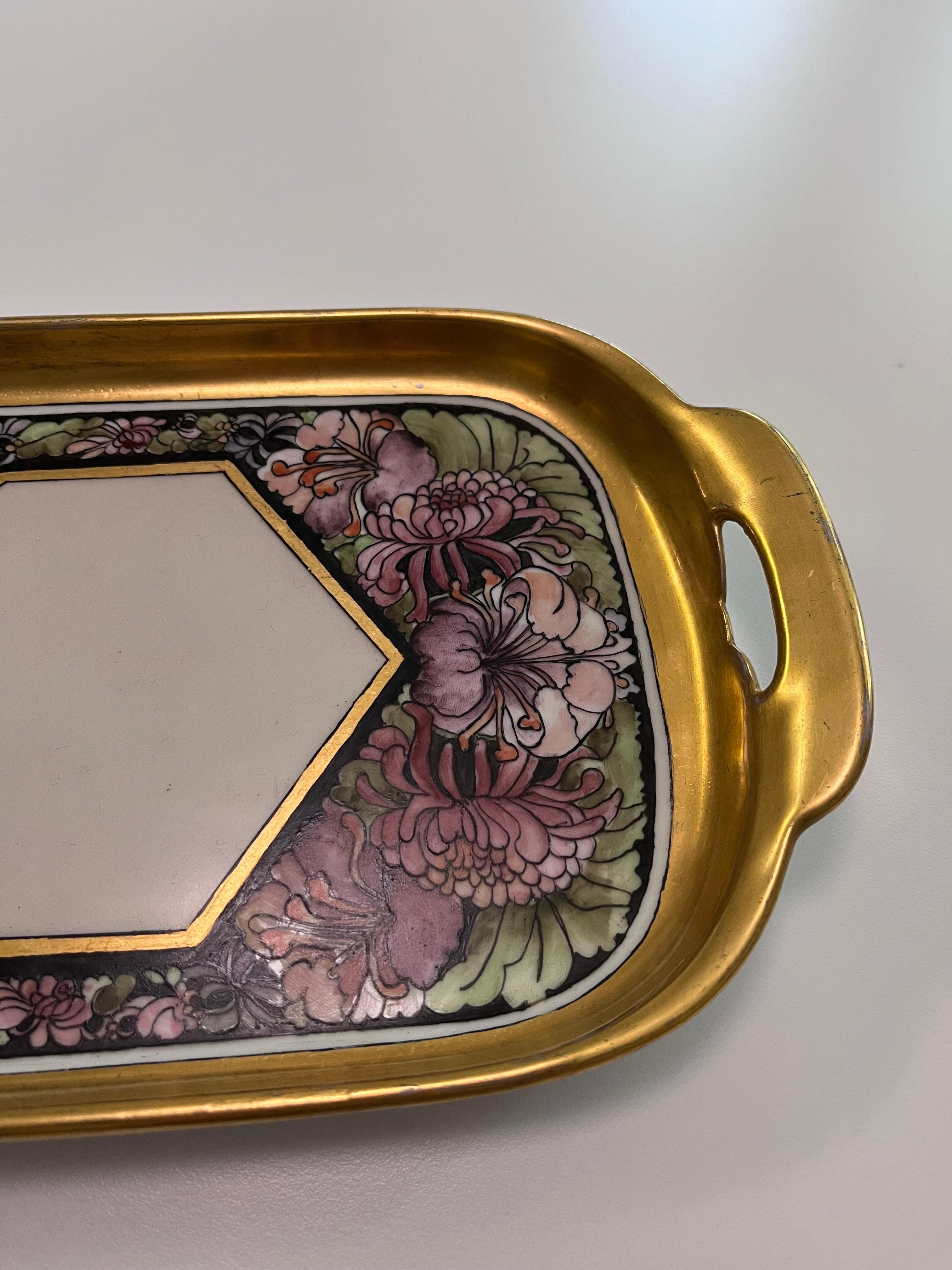 1925 Handbemalte Gold- und Blumenplatte Moritz Zdekaur Österreichische Mildred Icke (Frühes 20. Jahrhundert) im Angebot