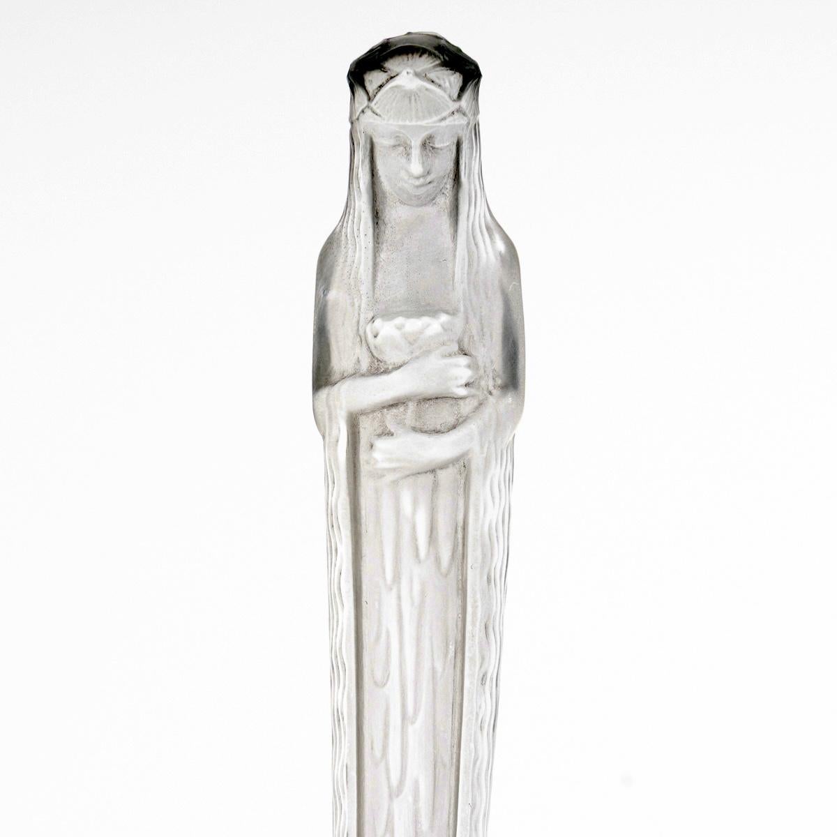 French 1925 Rene Lalique Art Deco Astray Pintray Statuette Source de la Fontaine Glass For Sale