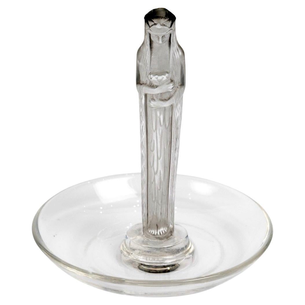 1925 Rene Lalique Art Deco Astray Pintray Statuette Source de la Fontaine Glass For Sale