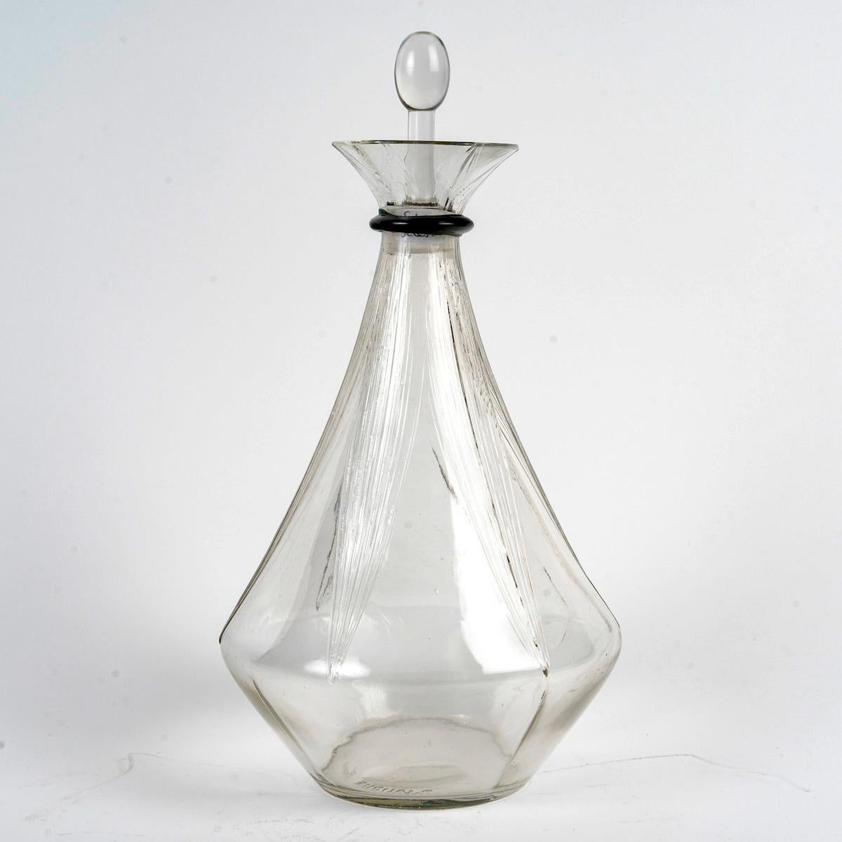 French 1925 René Lalique - Art Deco Decanter Selestat Clear and Black Glass For Sale