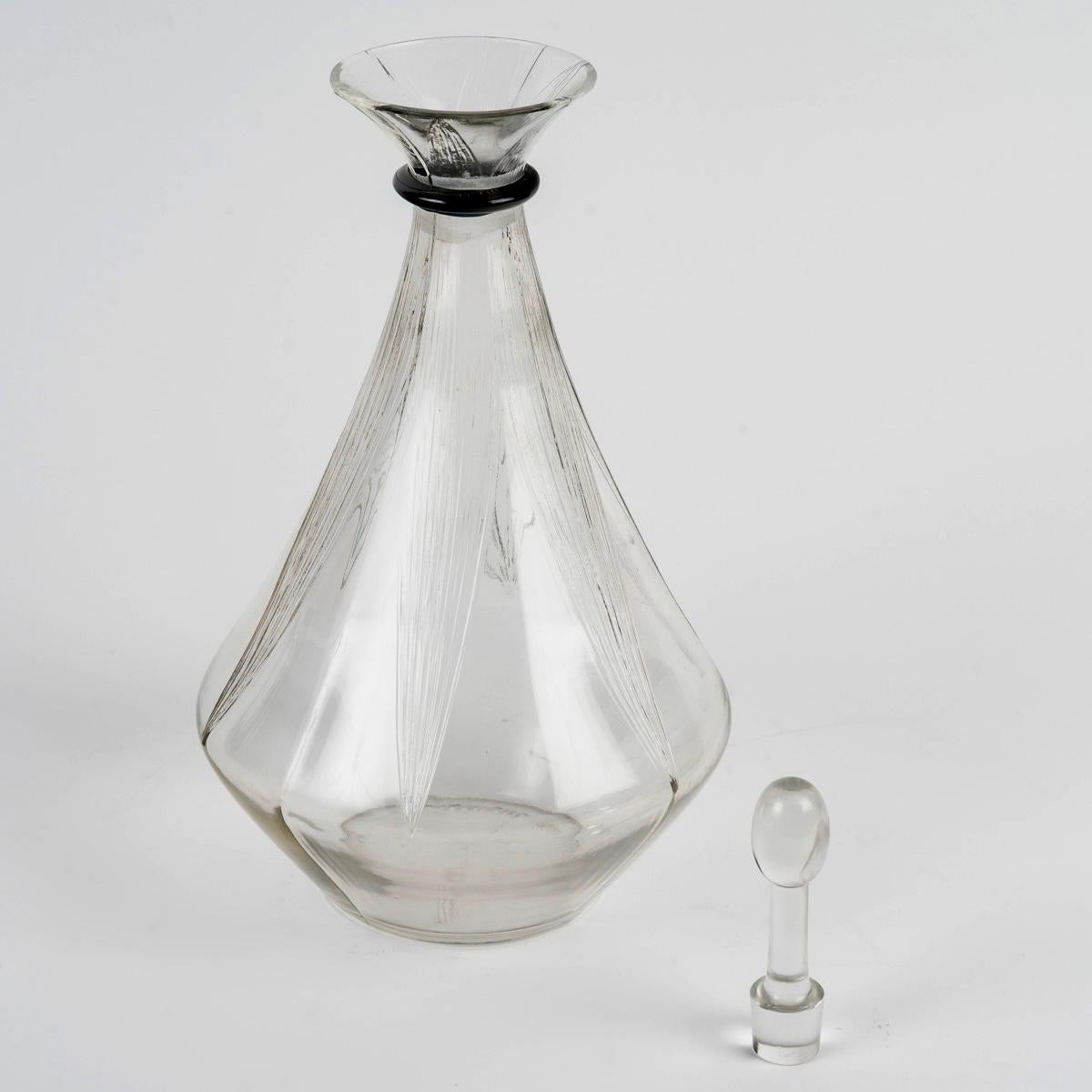 Molded 1925 René Lalique - Art Deco Decanter Selestat Clear and Black Glass For Sale
