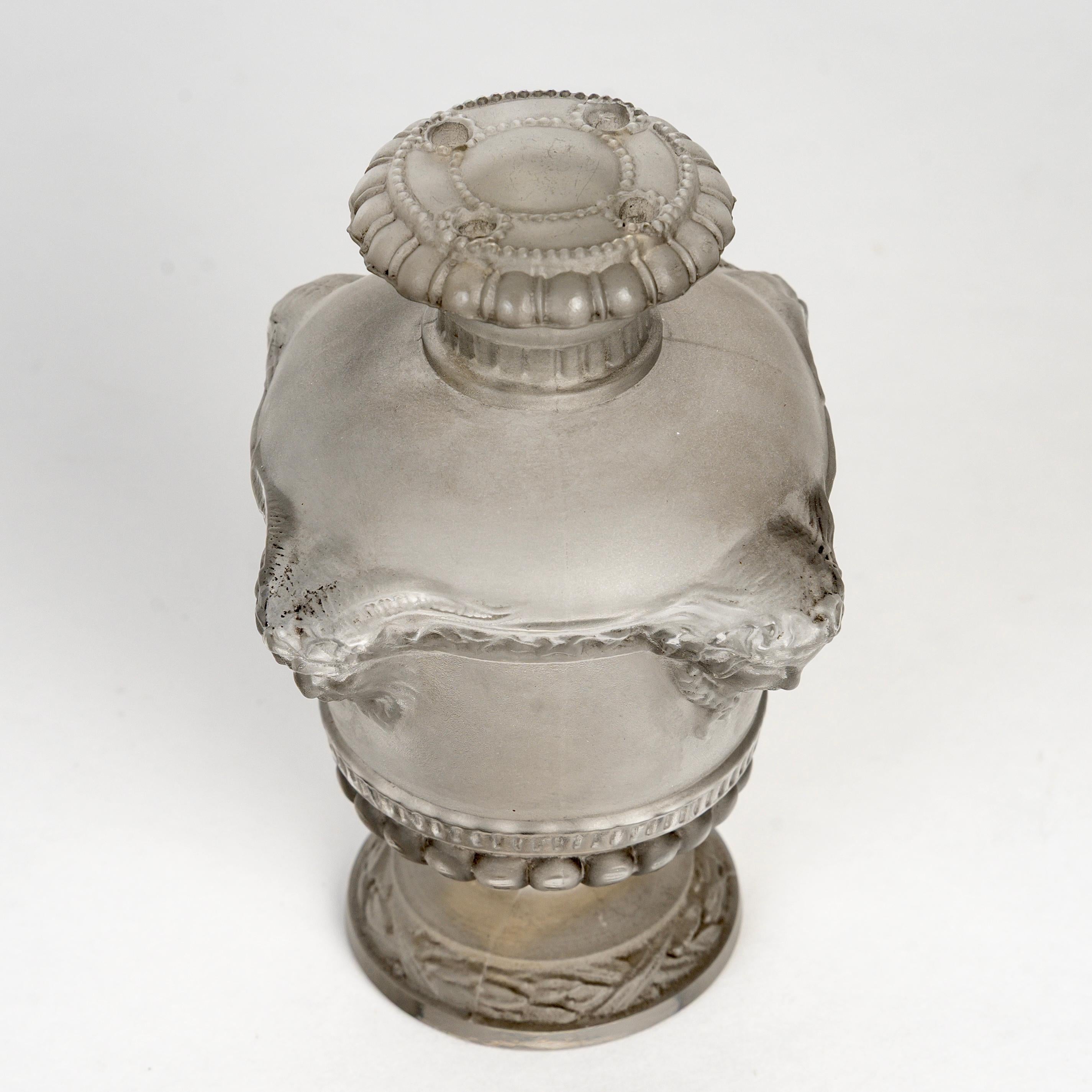 Art déco 1925 René Lalique Flacon de parfum Bouquet de Faunes pour Guerlain  Verre en vente