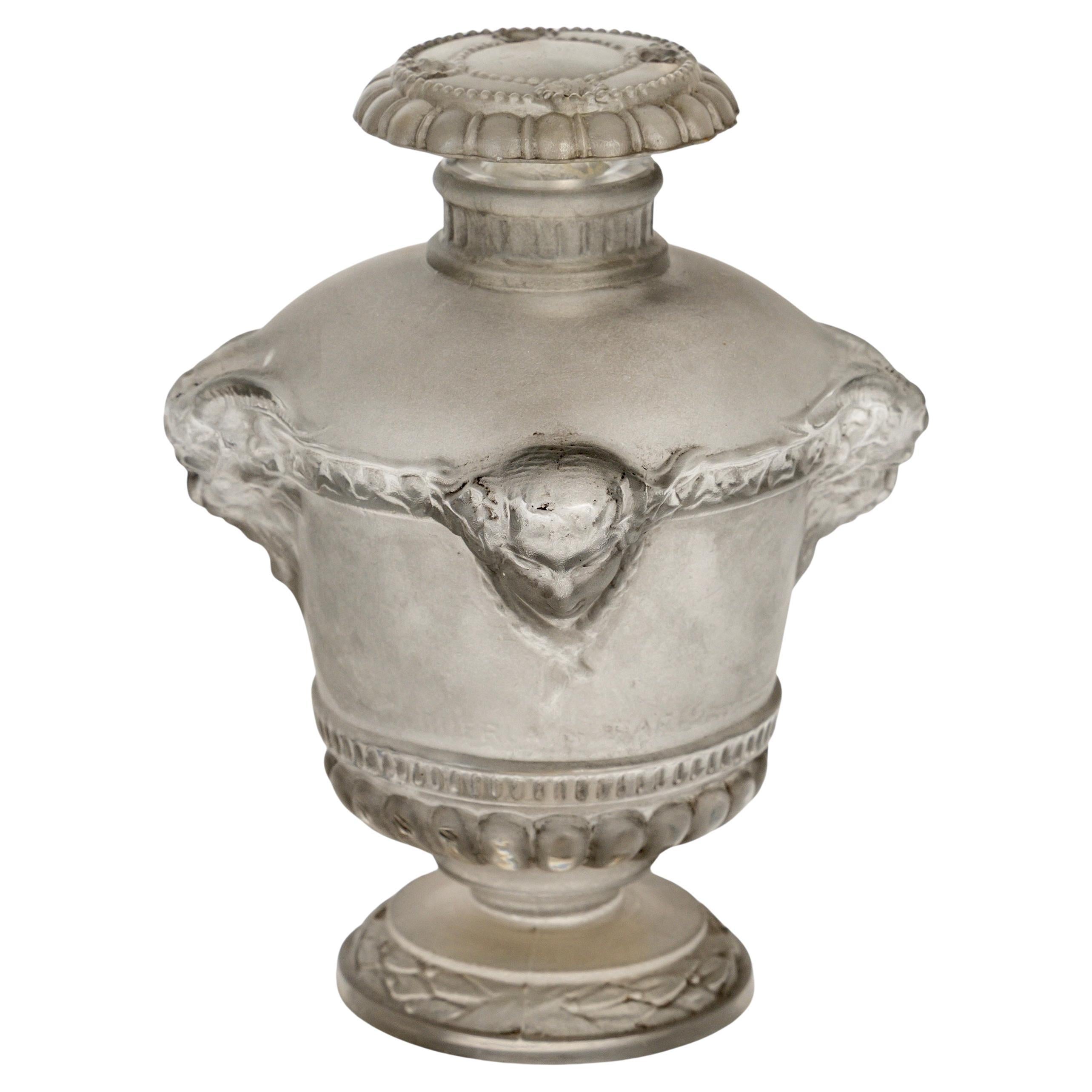 1925 René Lalique Flacon de parfum Bouquet de Faunes pour Guerlain  Verre en vente