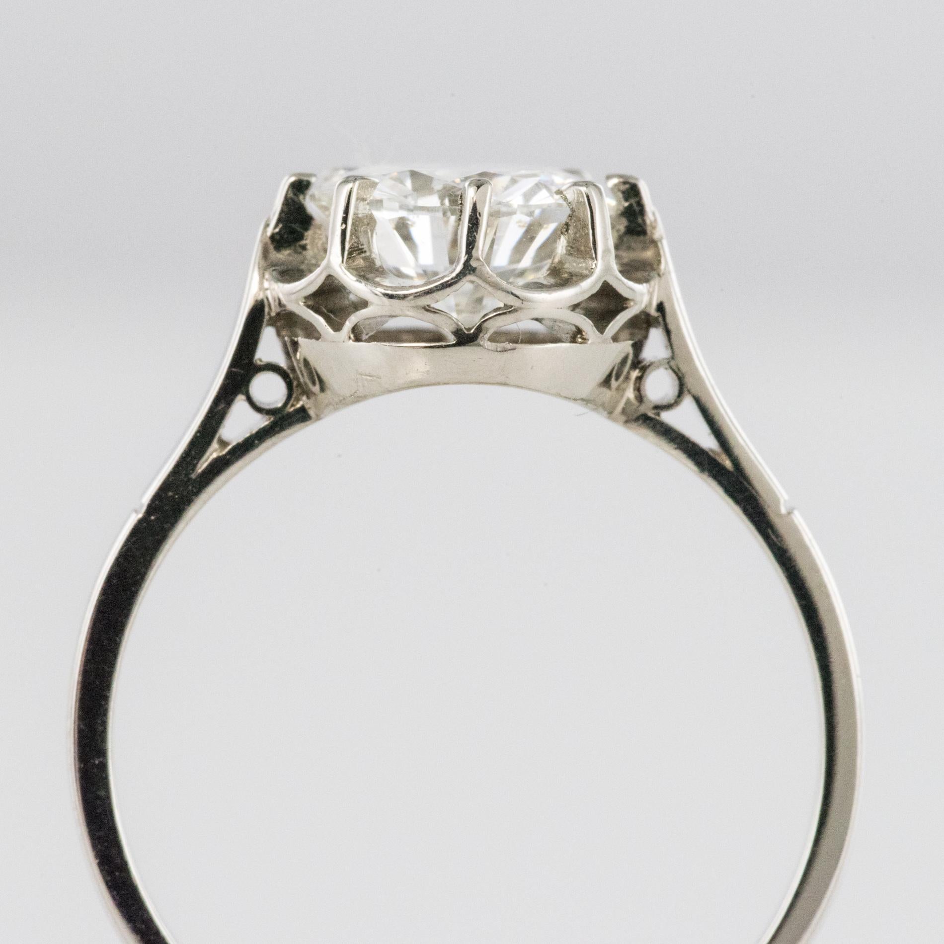 1925s Art Deco 1.50 Carat E.VS Diamond 18 Karat Platinum Solitary Ring For Sale 6