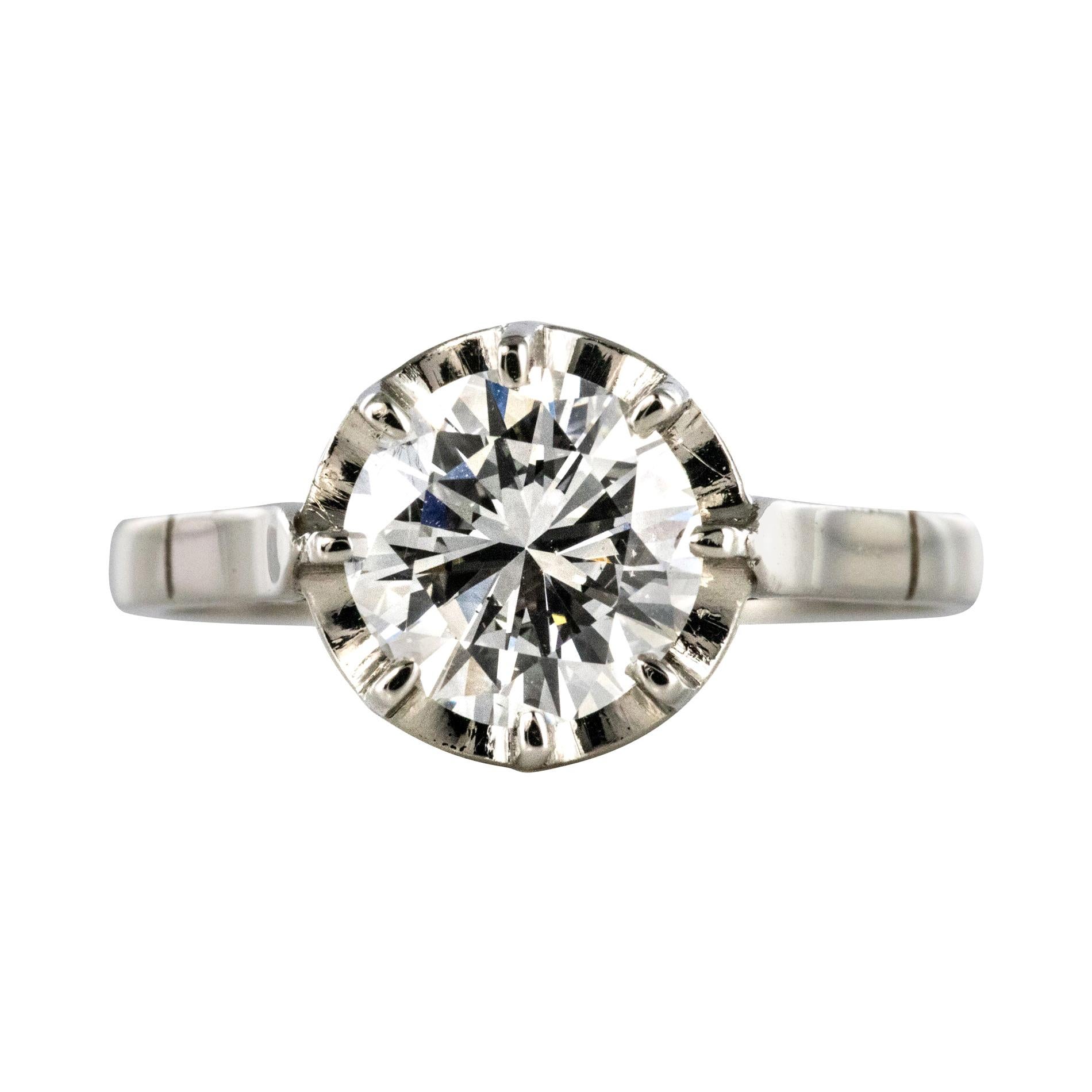 1925s Art Deco 1.50 Carat E.VS Diamond 18 Karat Platinum Solitary Ring For Sale