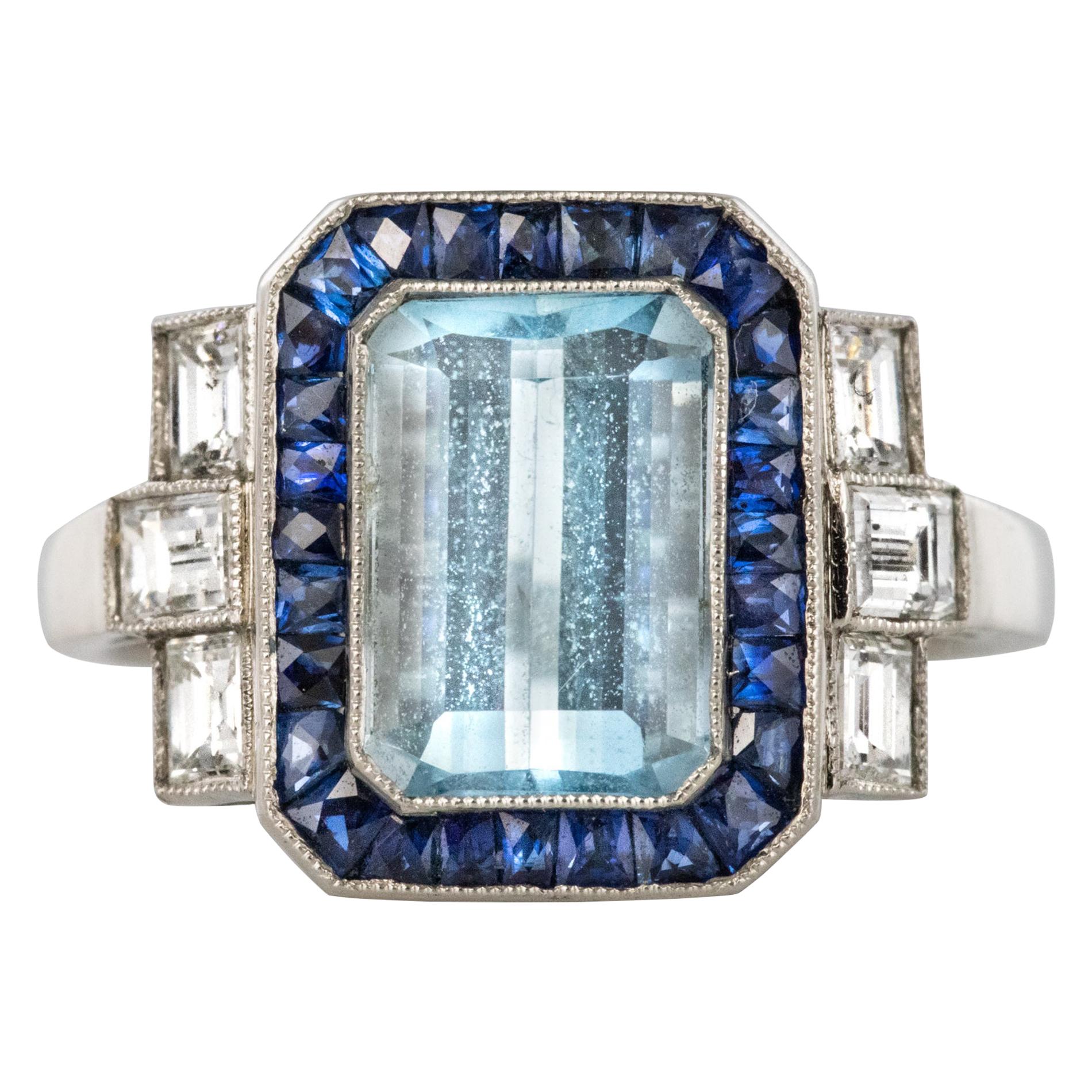 1925s Art Deco 2 Carat Aquamarine Diamonds Calibrated Sapphires Platinum Ring