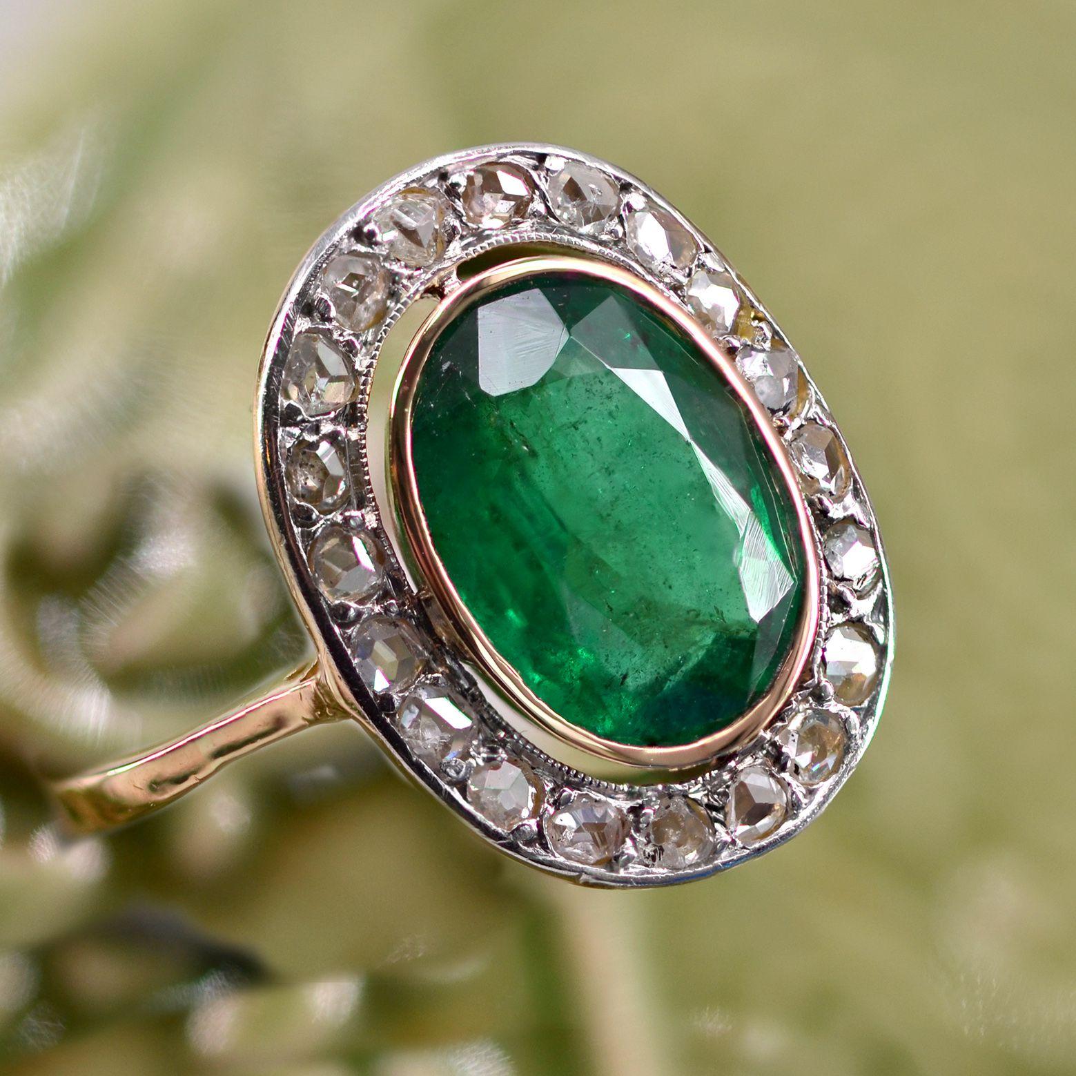 1925s Art Deco 3.14 Carat Emerald Diamonds 18 Karat Yellow Gold Oval Ring 9