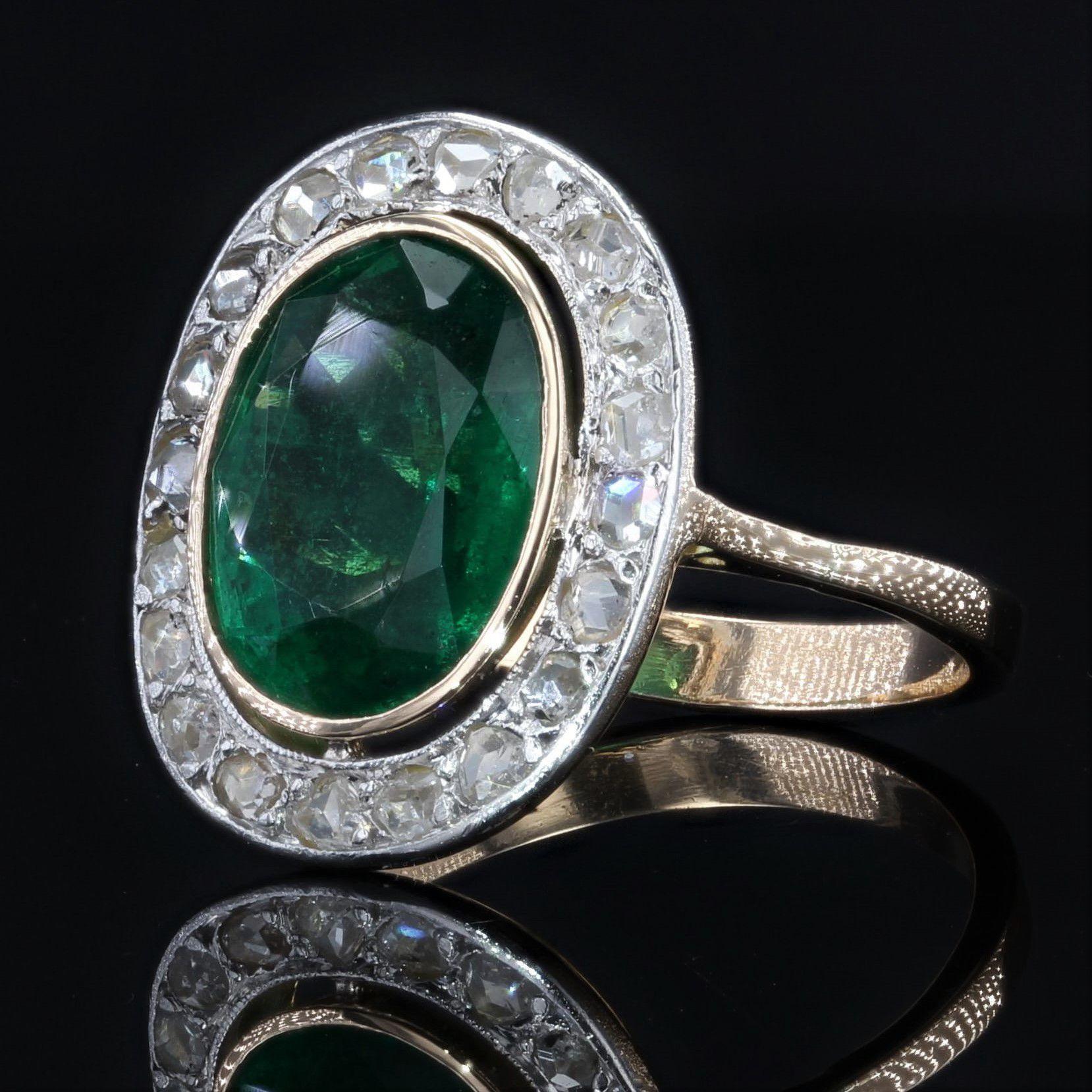 Women's 1925s Art Deco 3.14 Carat Emerald Diamonds 18 Karat Yellow Gold Oval Ring