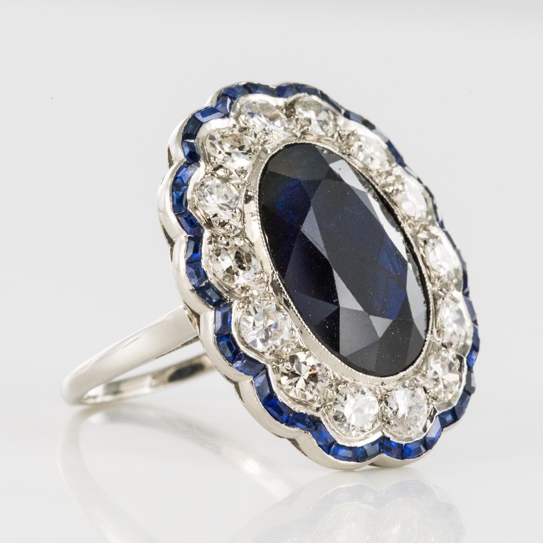1925s Art Deco 8.40 Carat Sapphire Diamonds Calibrated Sapphires Platinum Ring 12