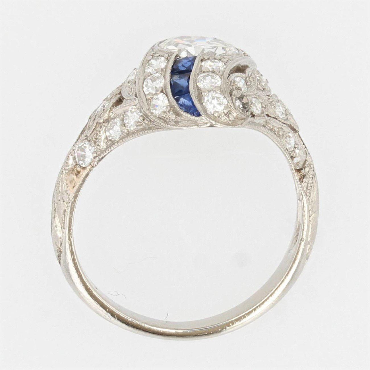 1925s Art Deco Calibrated Sapphire Diamonds Platinum Ring For Sale 5
