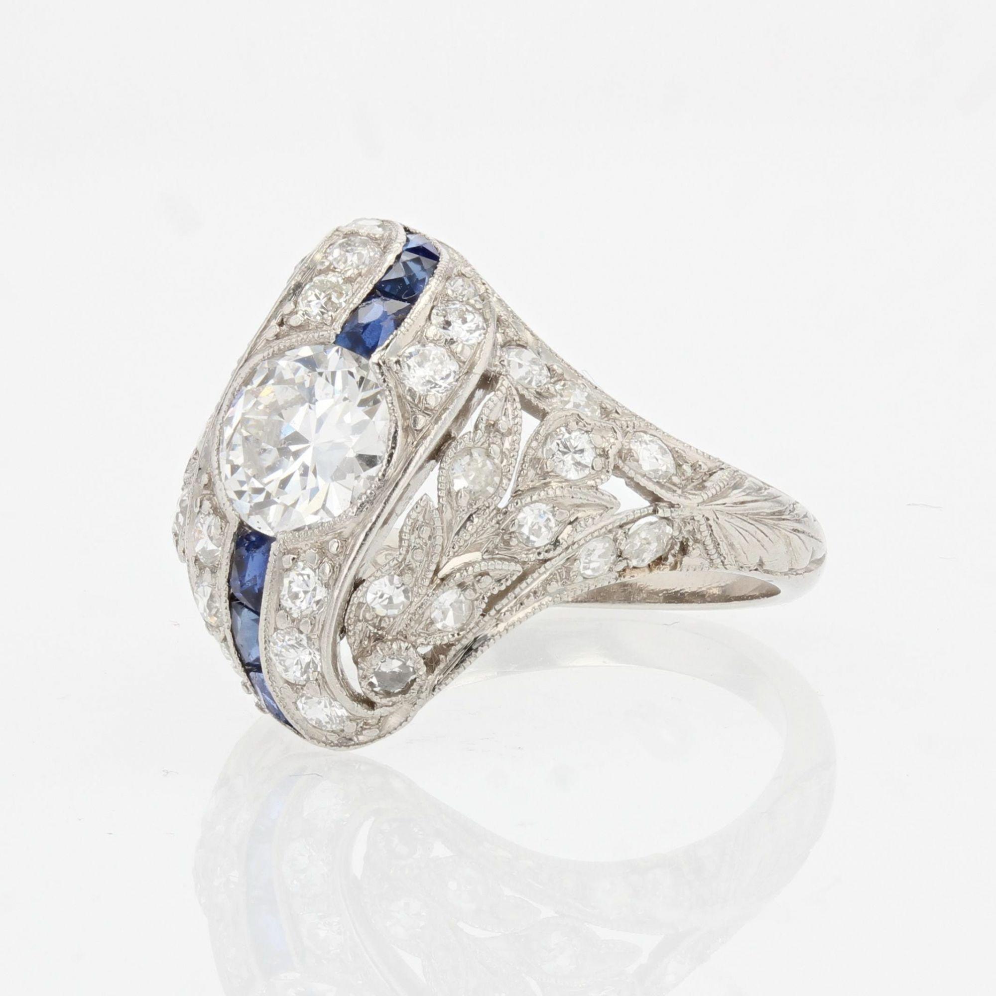 1925s Art Deco Calibrated Sapphire Diamonds Platinum Ring For Sale 1