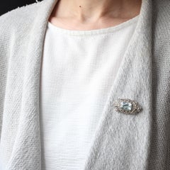 1925s Art Deco Diamond Aquamarine 18 Karat White Gold Brooch