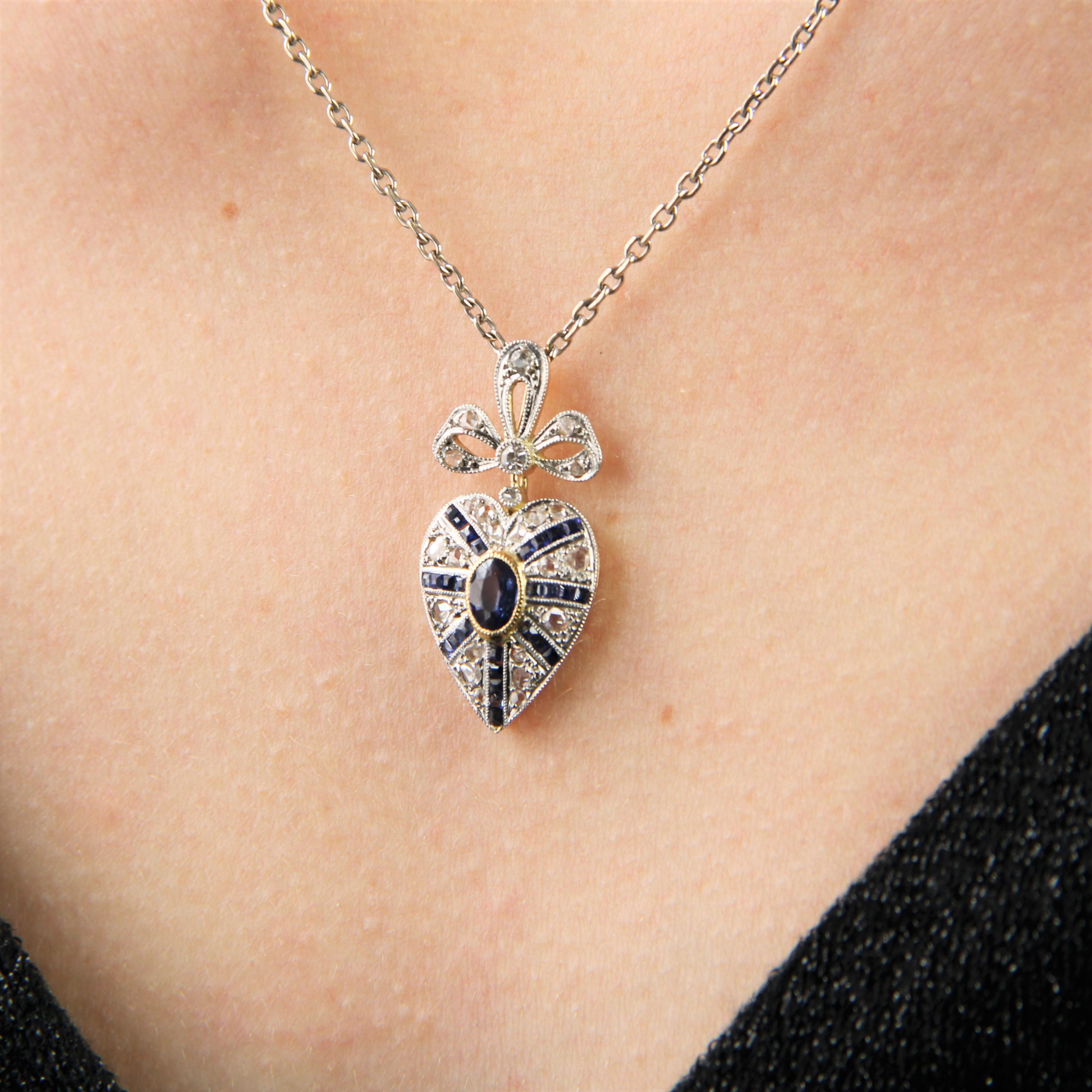 1925s Art Deco Sapphire Diamonds 18 Karat Yellow Gold Heart-Shape Pendant 3