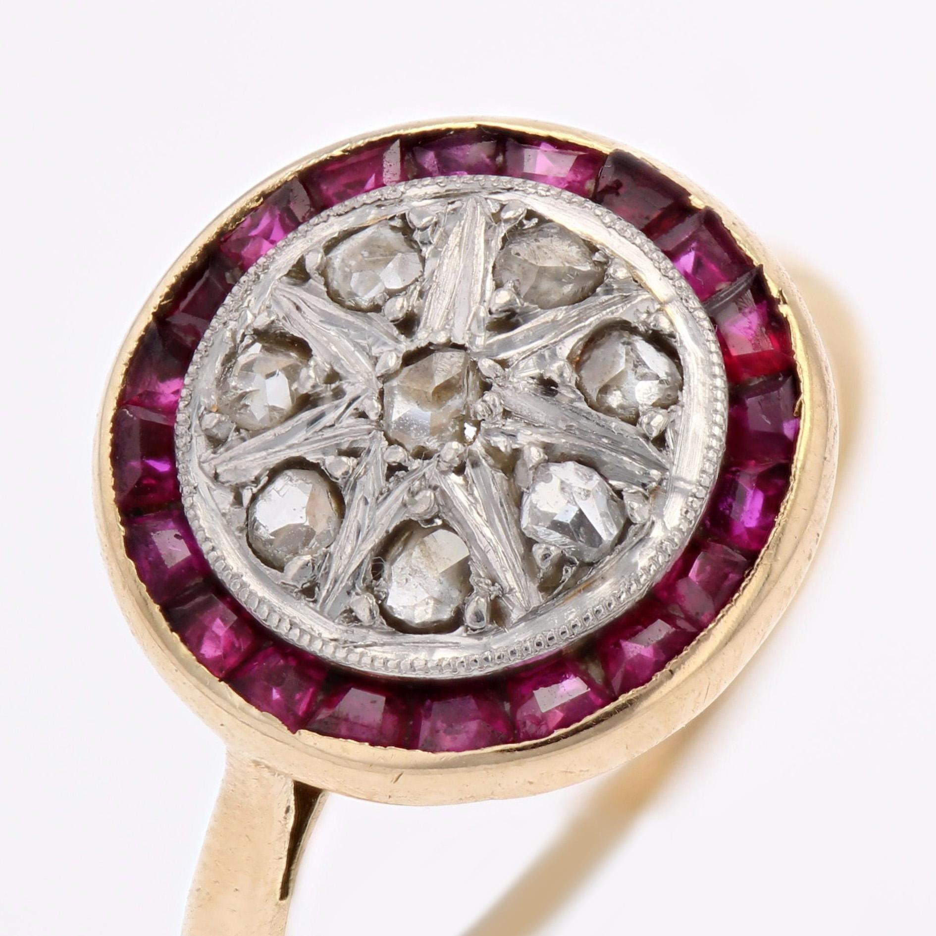 1925s Calibrated Red Gems Diamonds 18 Karat Yellow Gold Round Ring For Sale 5