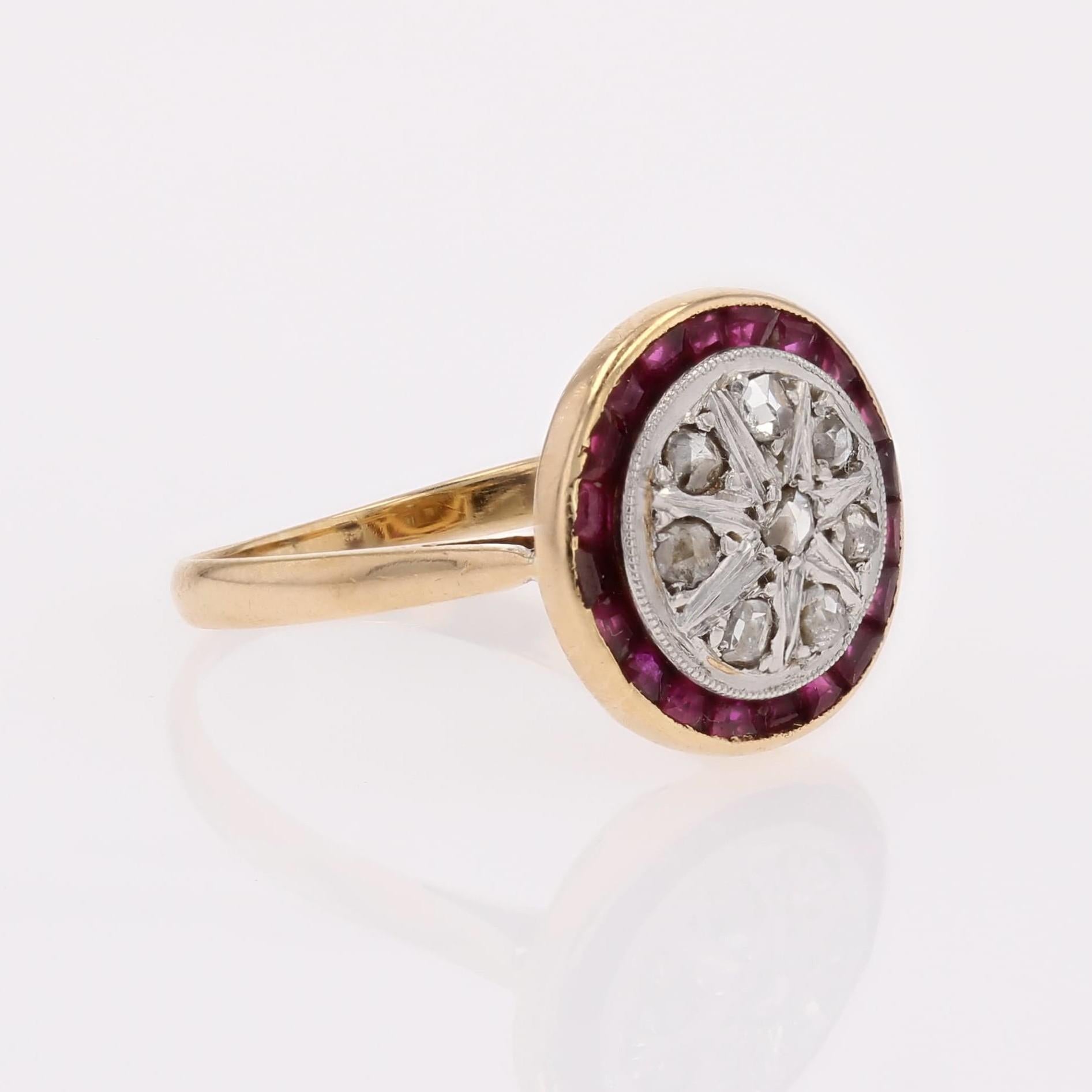 1925s Calibrated Red Gems Diamonds 18 Karat Yellow Gold Round Ring For Sale 6