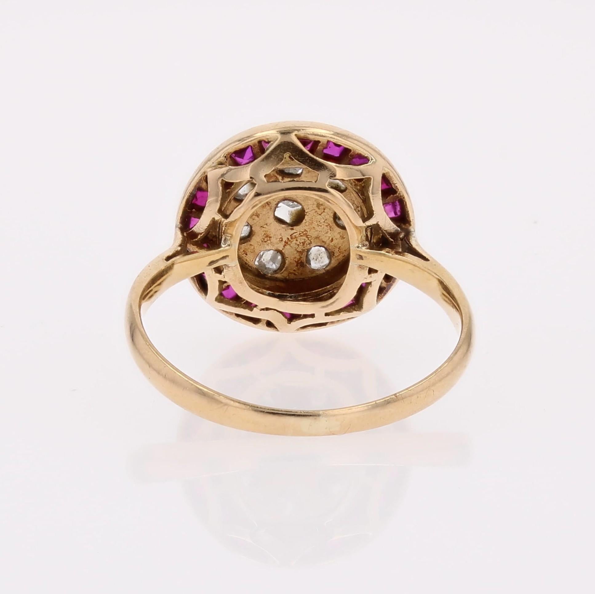 1925s Calibrated Red Gems Diamonds 18 Karat Yellow Gold Round Ring For Sale 9
