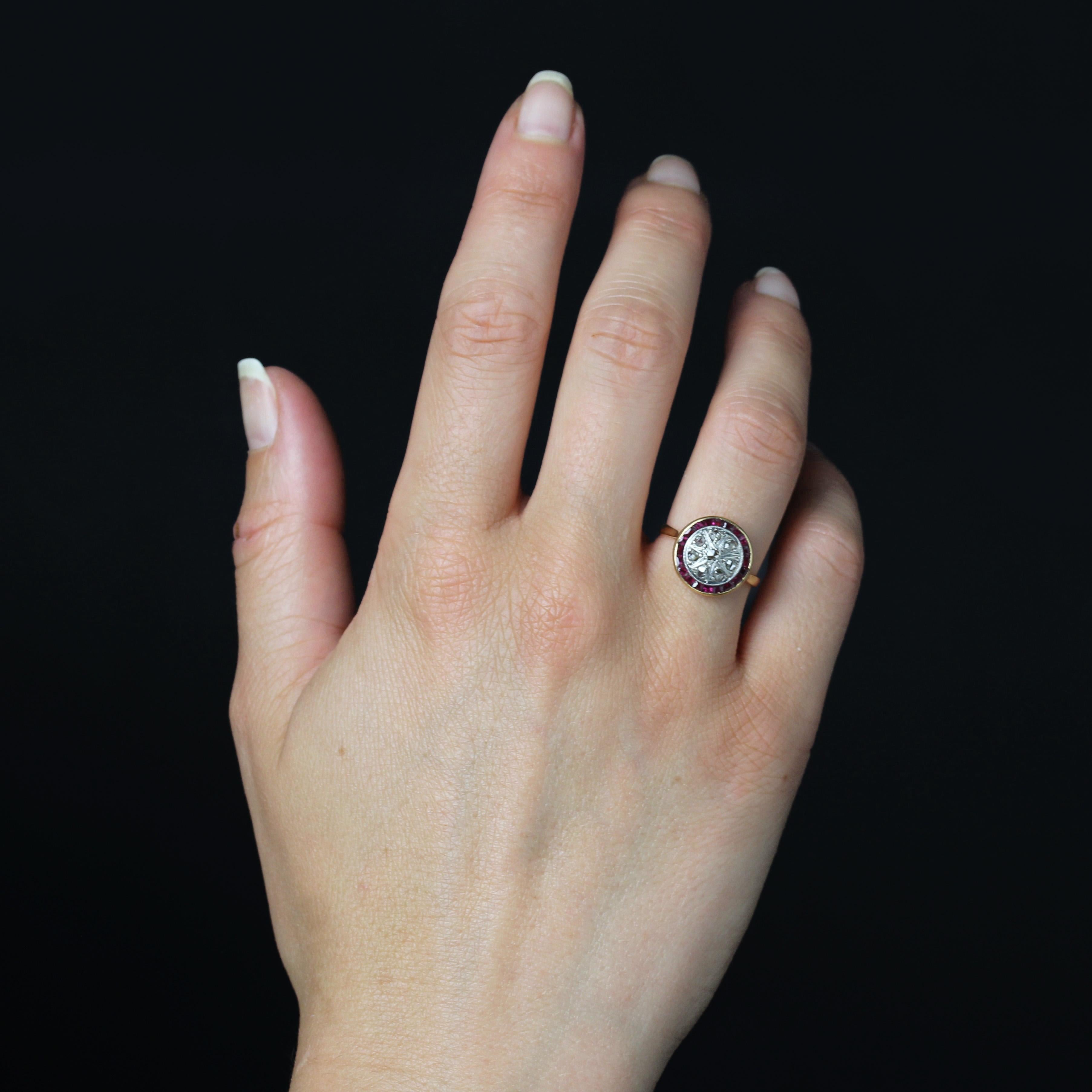 Rose Cut 1925s Calibrated Red Gems Diamonds 18 Karat Yellow Gold Round Ring For Sale