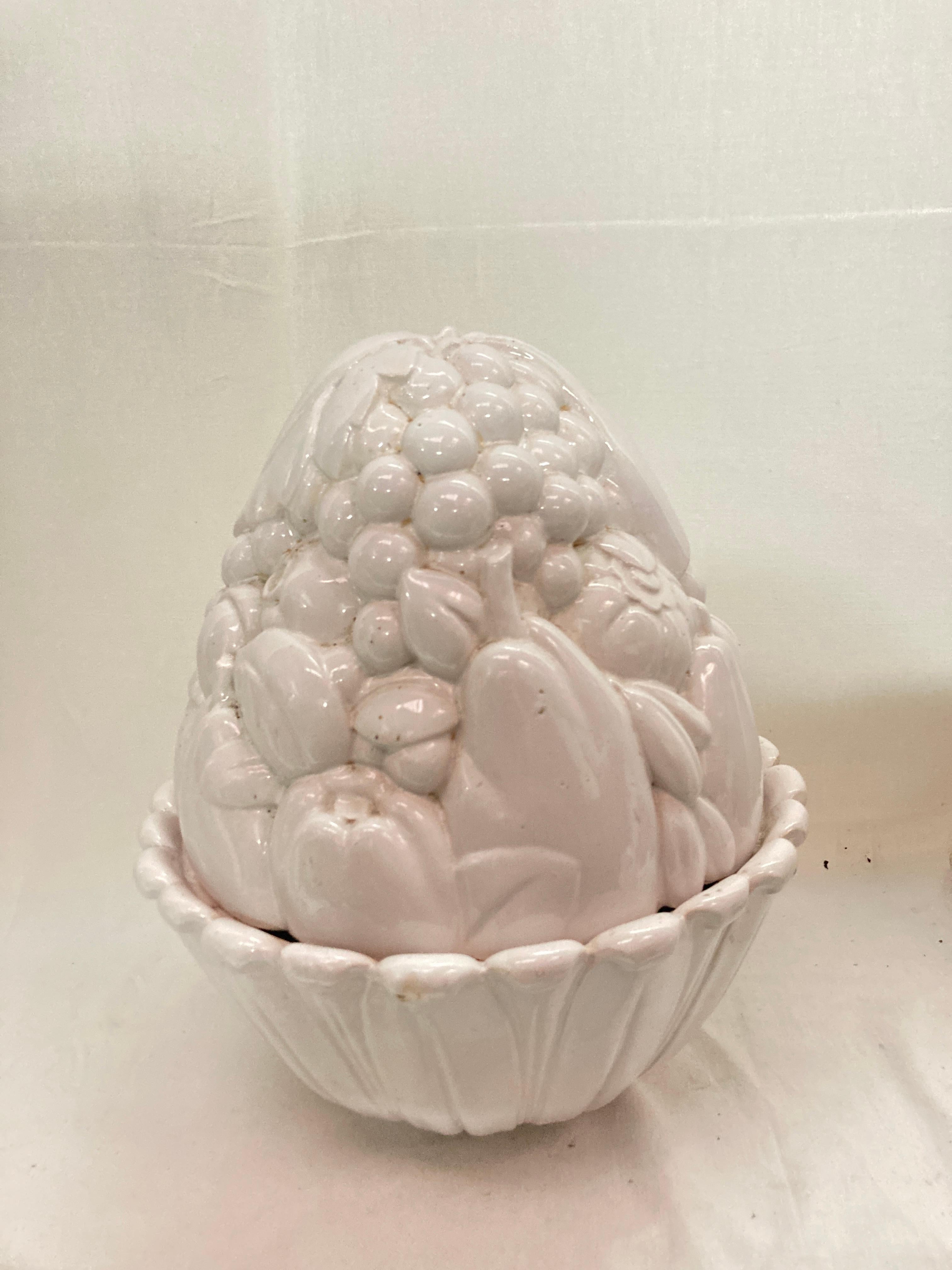 Rare center piece in white ceramic designed by Louis Sue and André Mare
Circa 1925's
Piece documented and located in plenty museums
