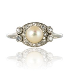 1925s Cultured Pearl Diamonds Platinum Art Deco Ring