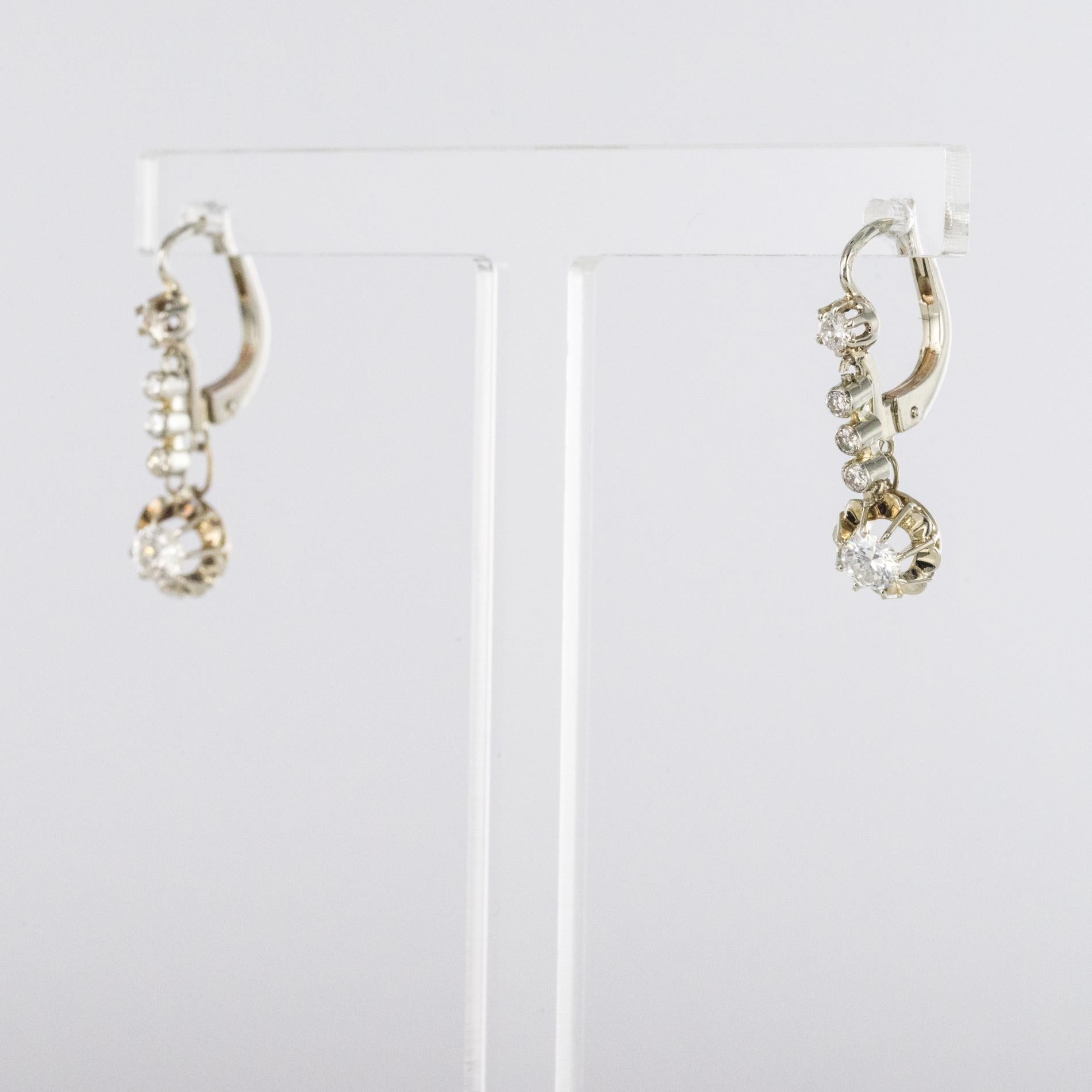 Brilliant Cut French 1925s Art Deco Diamonds 18 Karat White Gold Dangle Earrings